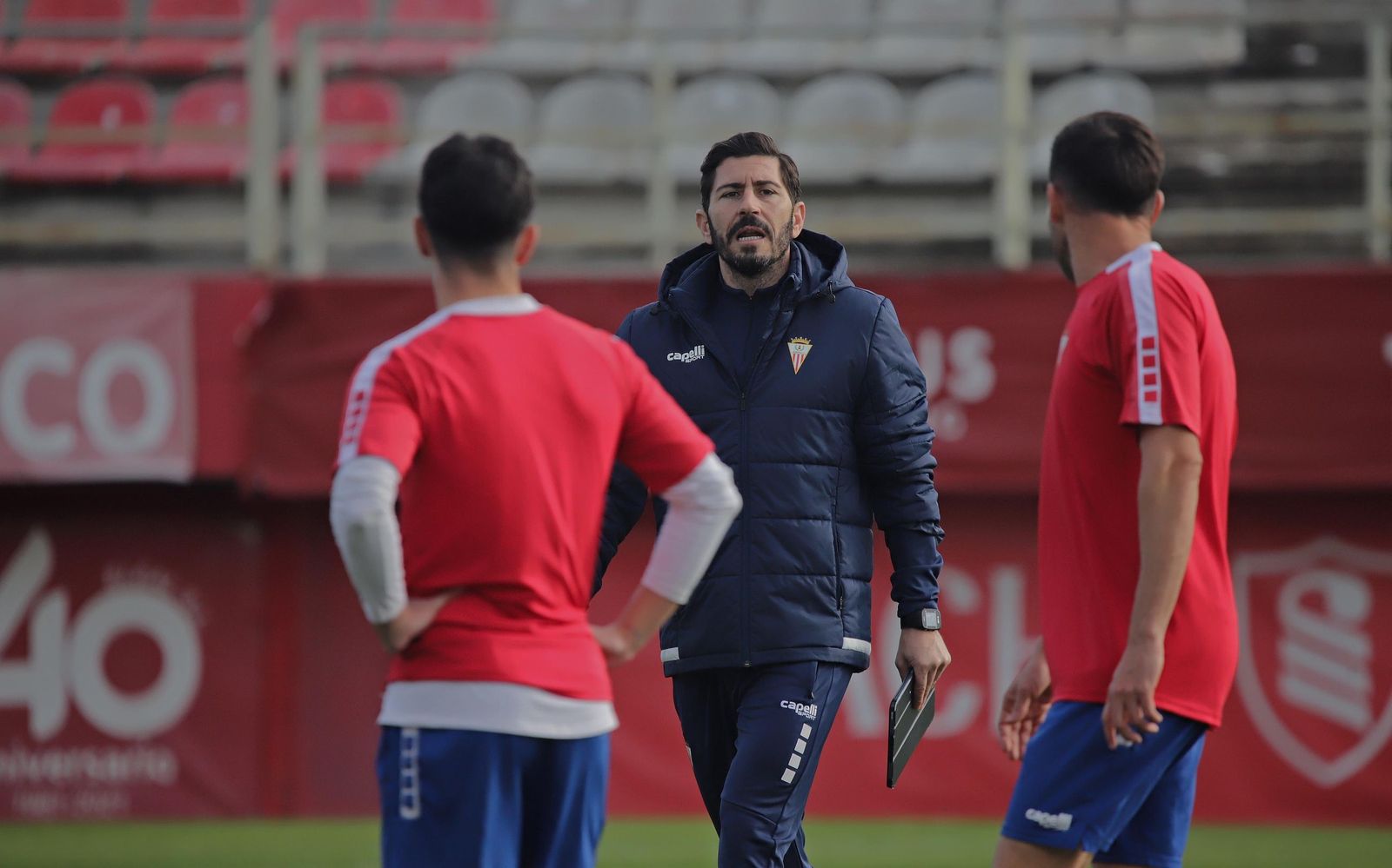 Fotos del Algeciras en su preparación para la visita al Real Murcia