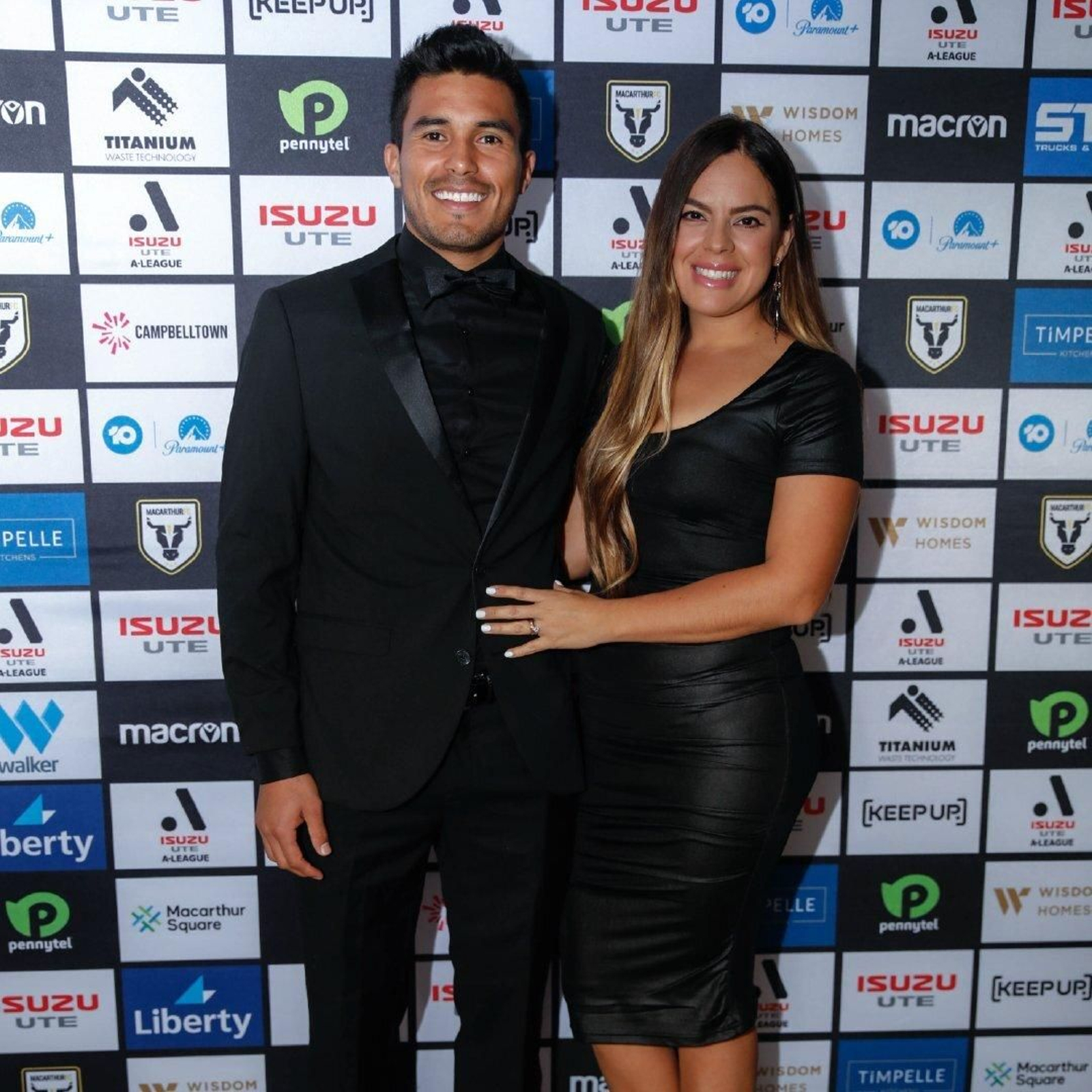 Uli Dávila junto a su esposa, Lily Pacheco