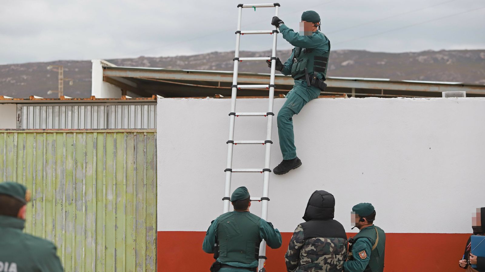 Registros de la Guardia Civil en La Línea y San Roque
