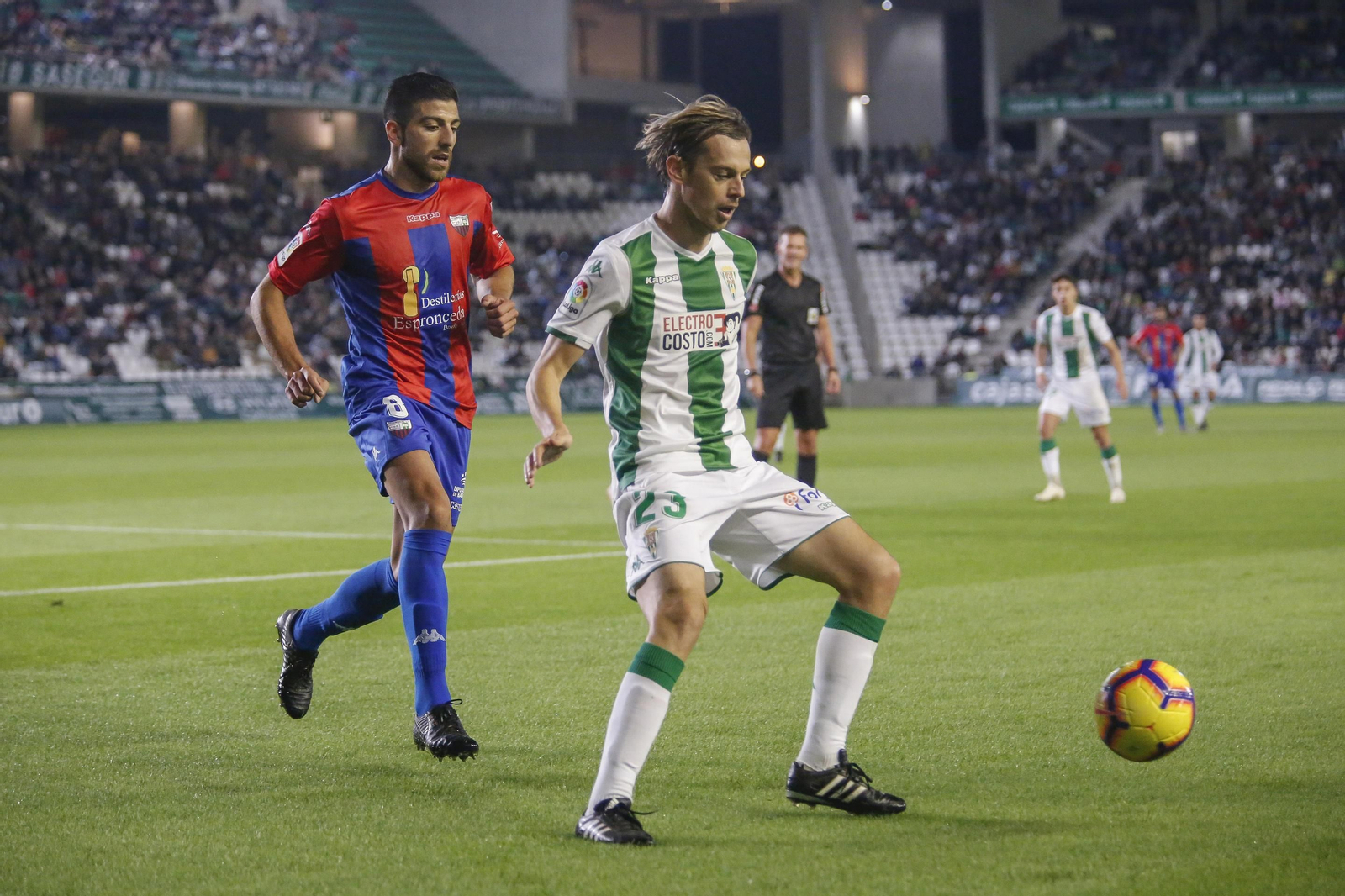 El Córdoba CF-Extremadura, en imágenes