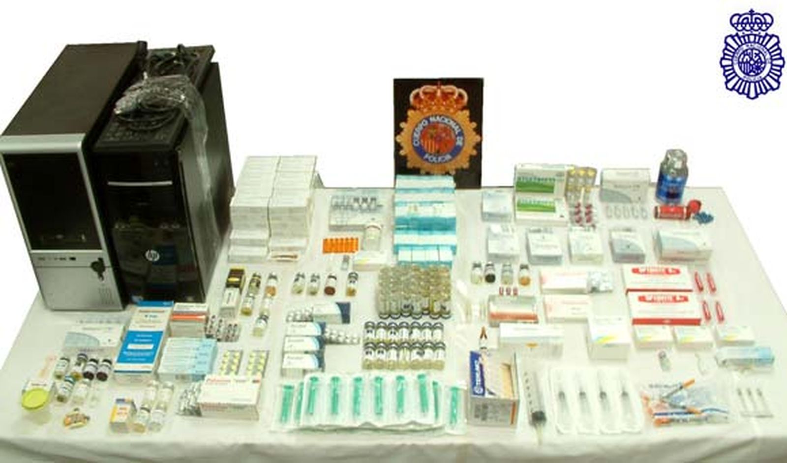 Desmantelan una red de venta de anabolizantes en Rota