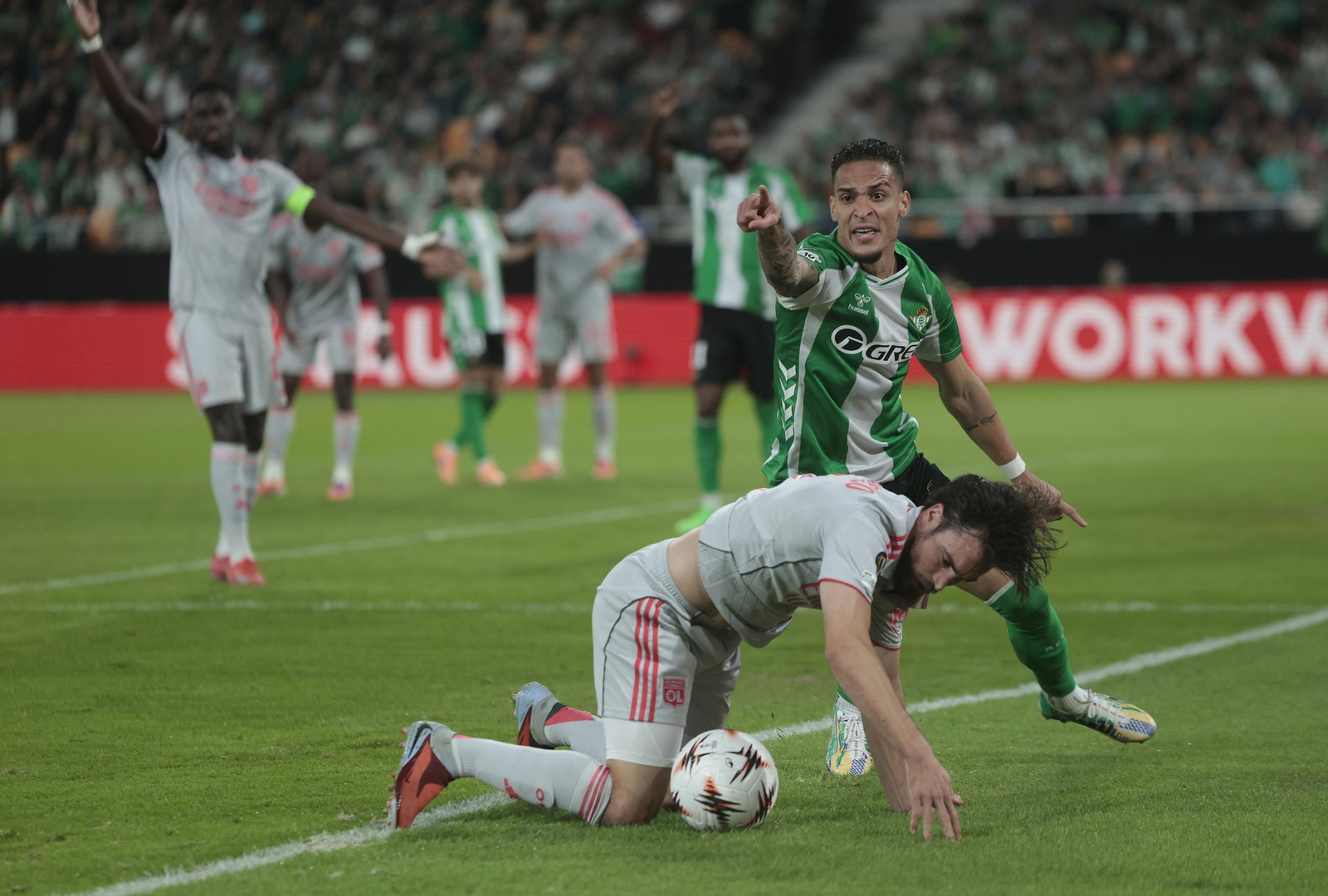 Las fotos del Betis - Olympique Lyonnais