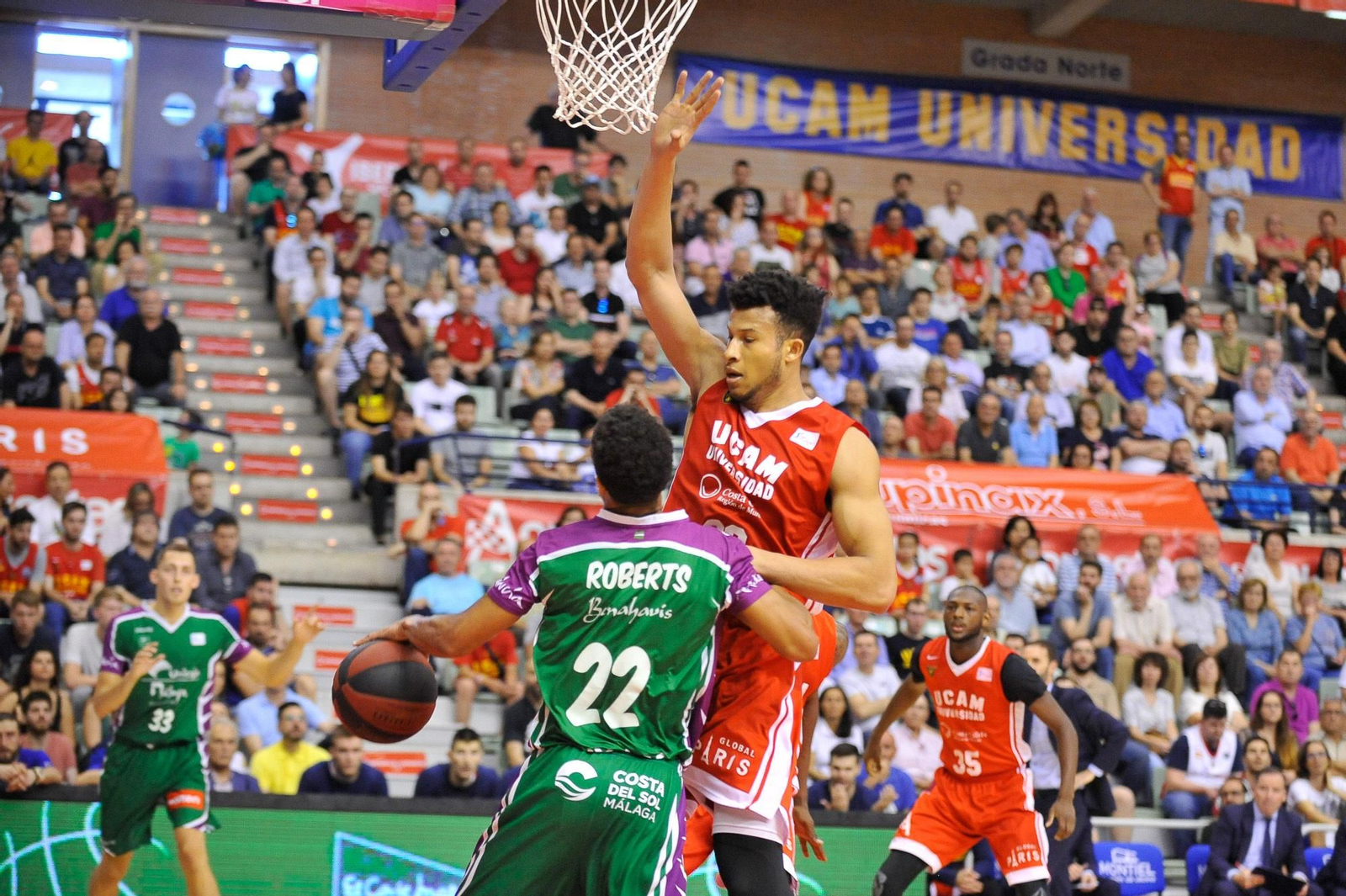 Las fotos del UCAM Murcia - Unicaja Baloncesto