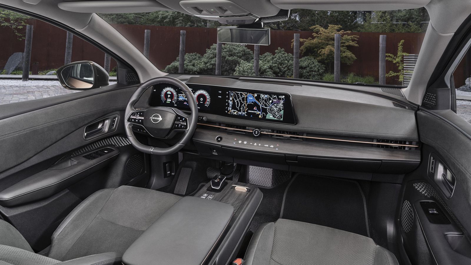 La impresión que produce el interior, por diseño, materiales y ajustes es formidable.