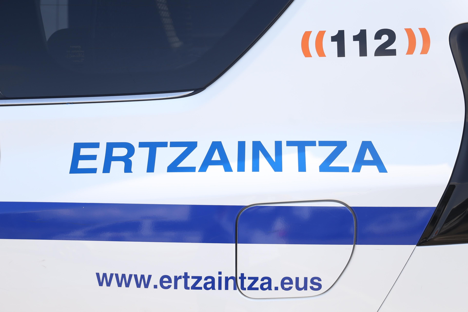 Un vehículo de la Ertzaintza