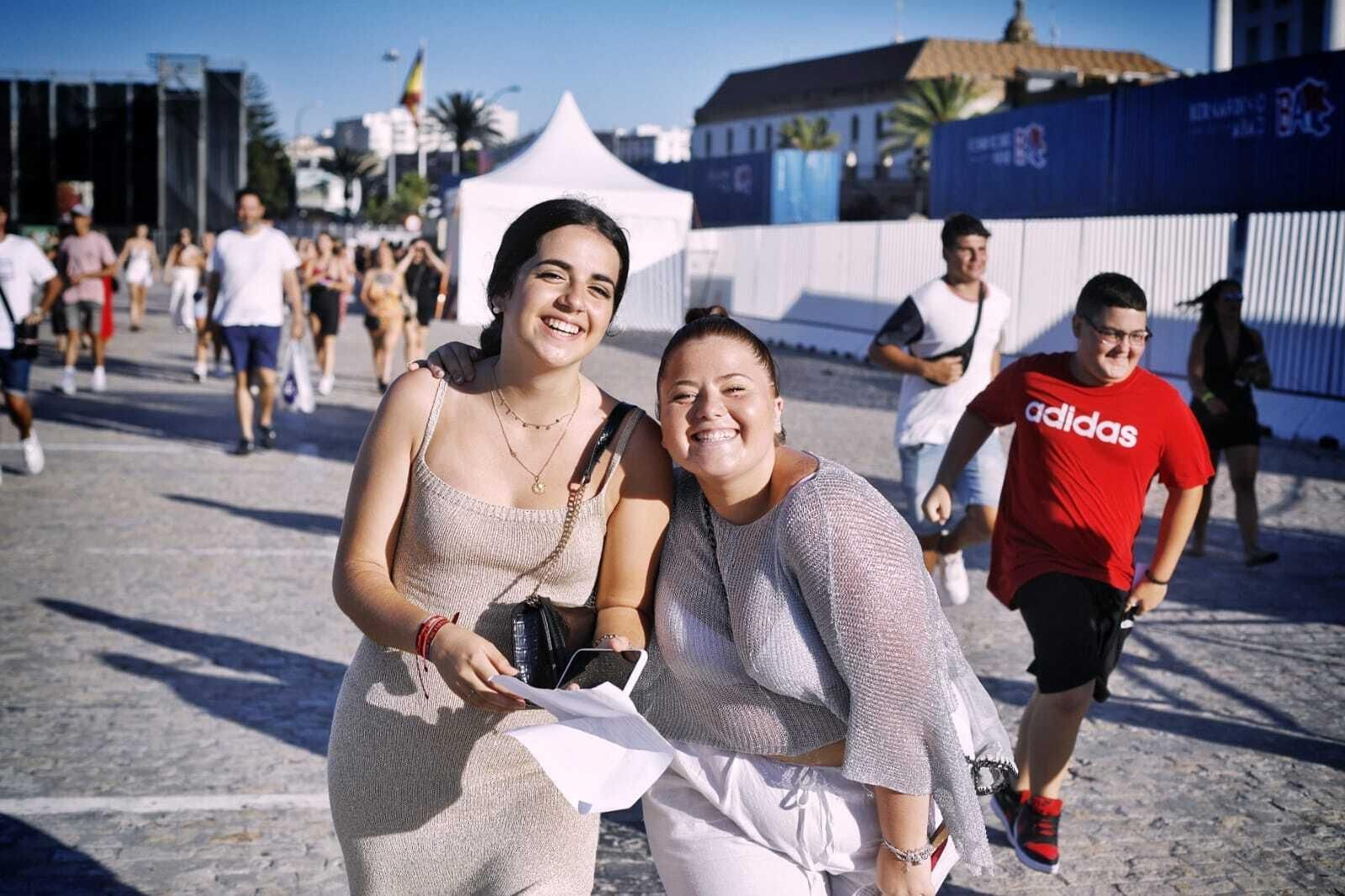 Búscate en el concierto de Myke Towers en el muelle de Cádiz