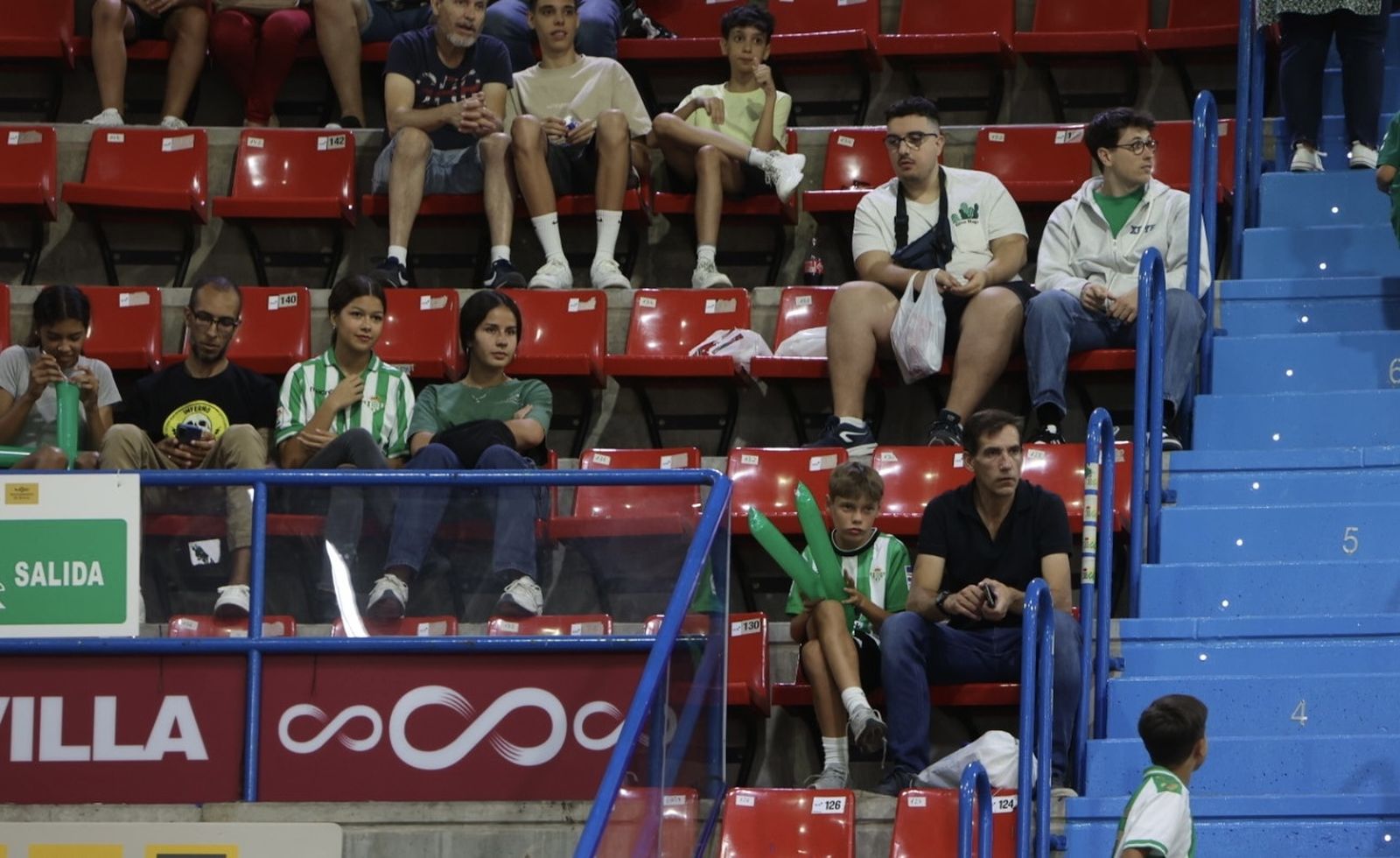 Búscate en el o Betis Granada de baloncesto