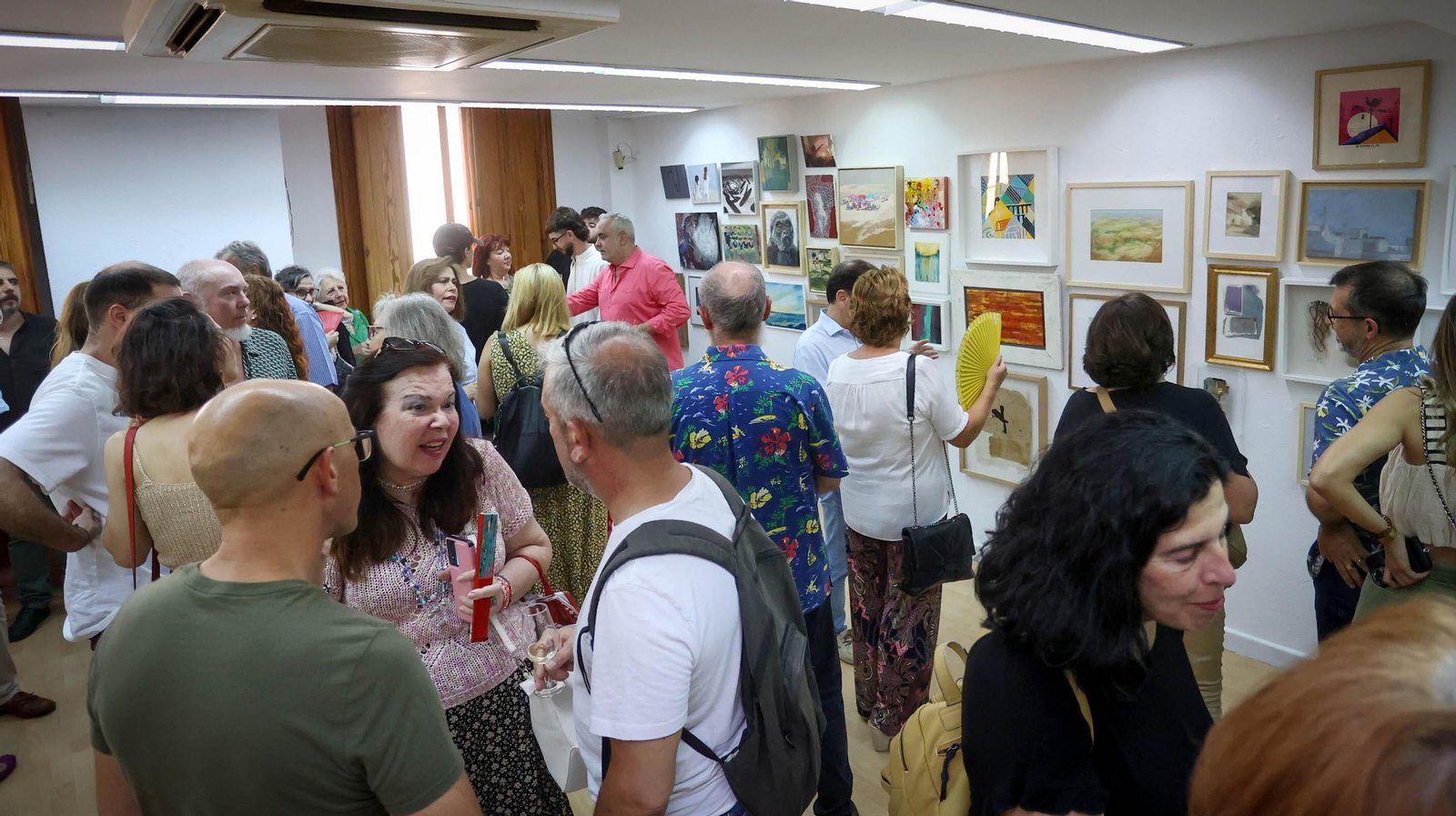 Heart & Paint nueva expolición en la sala  ArteAdiario