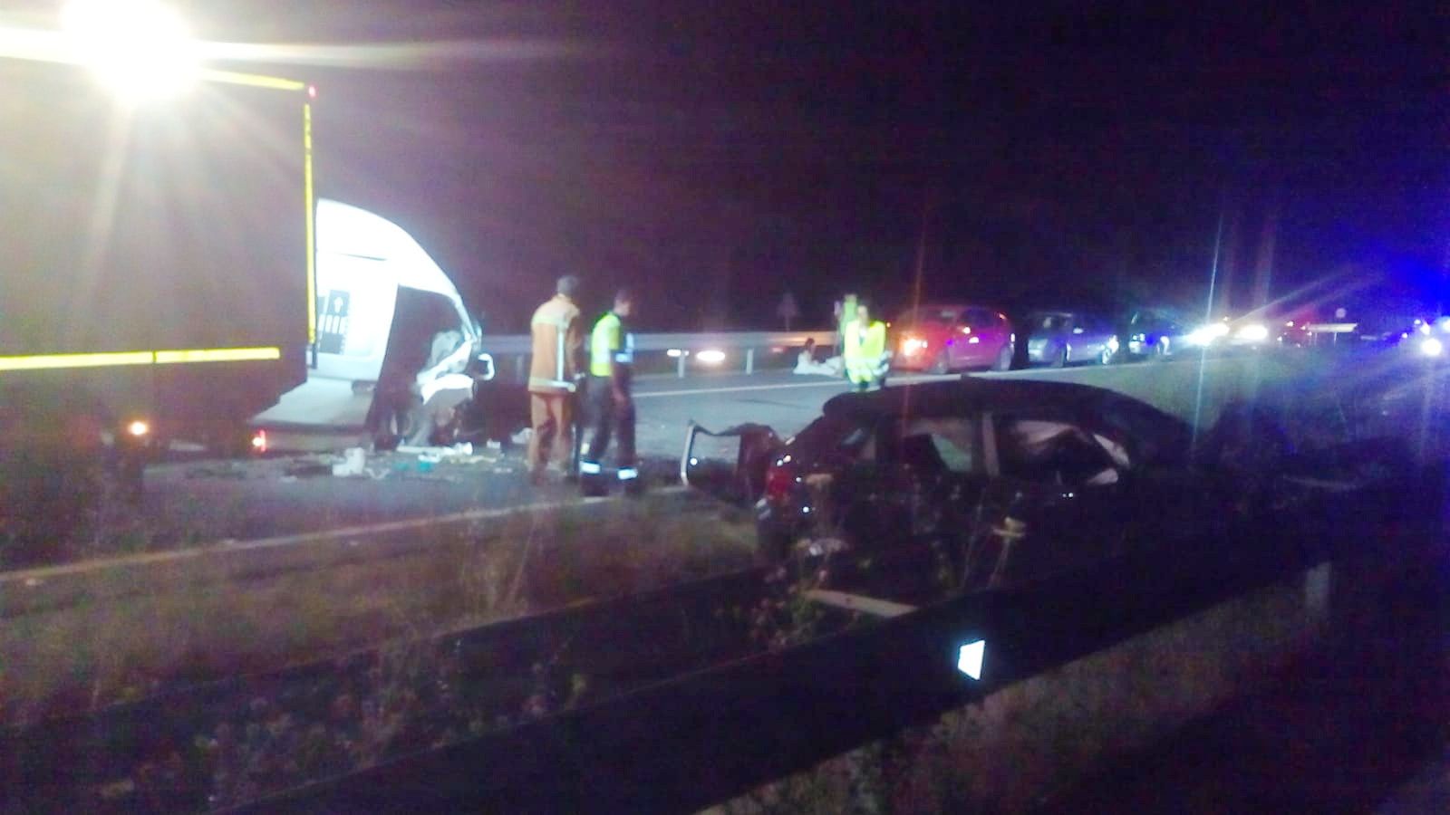 Un accidente de tráfico que se produjo en la provincia en la A-483 y con el que perdieron la vida dos personas.