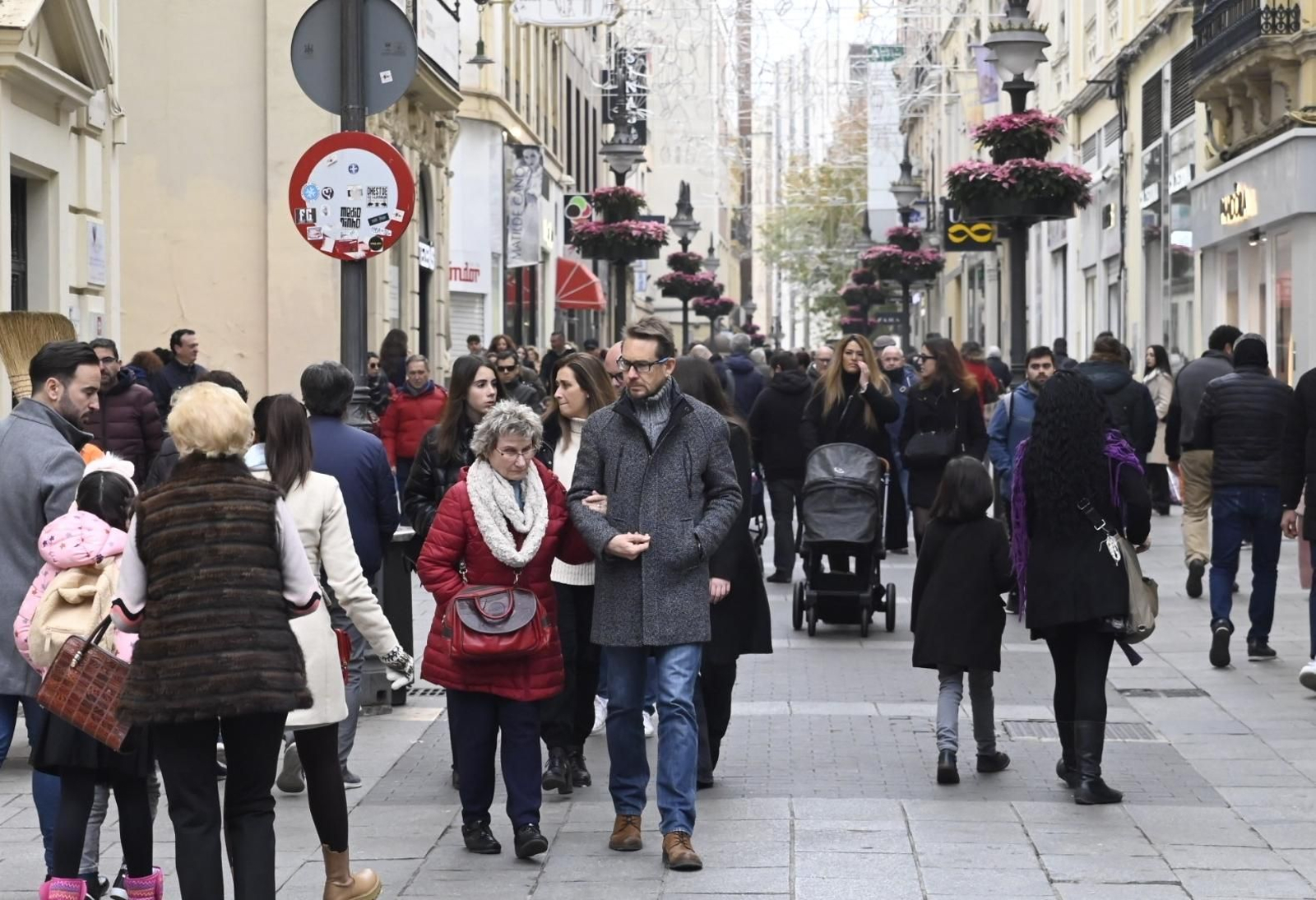Ambiente en las calles del centro de Córdoba para despedir el año 2023, en imágenes