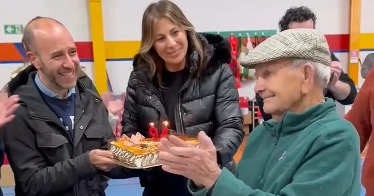 Ronda celebra el 94 cumpleaños de uno de los vecinos más longevos de Grazalema