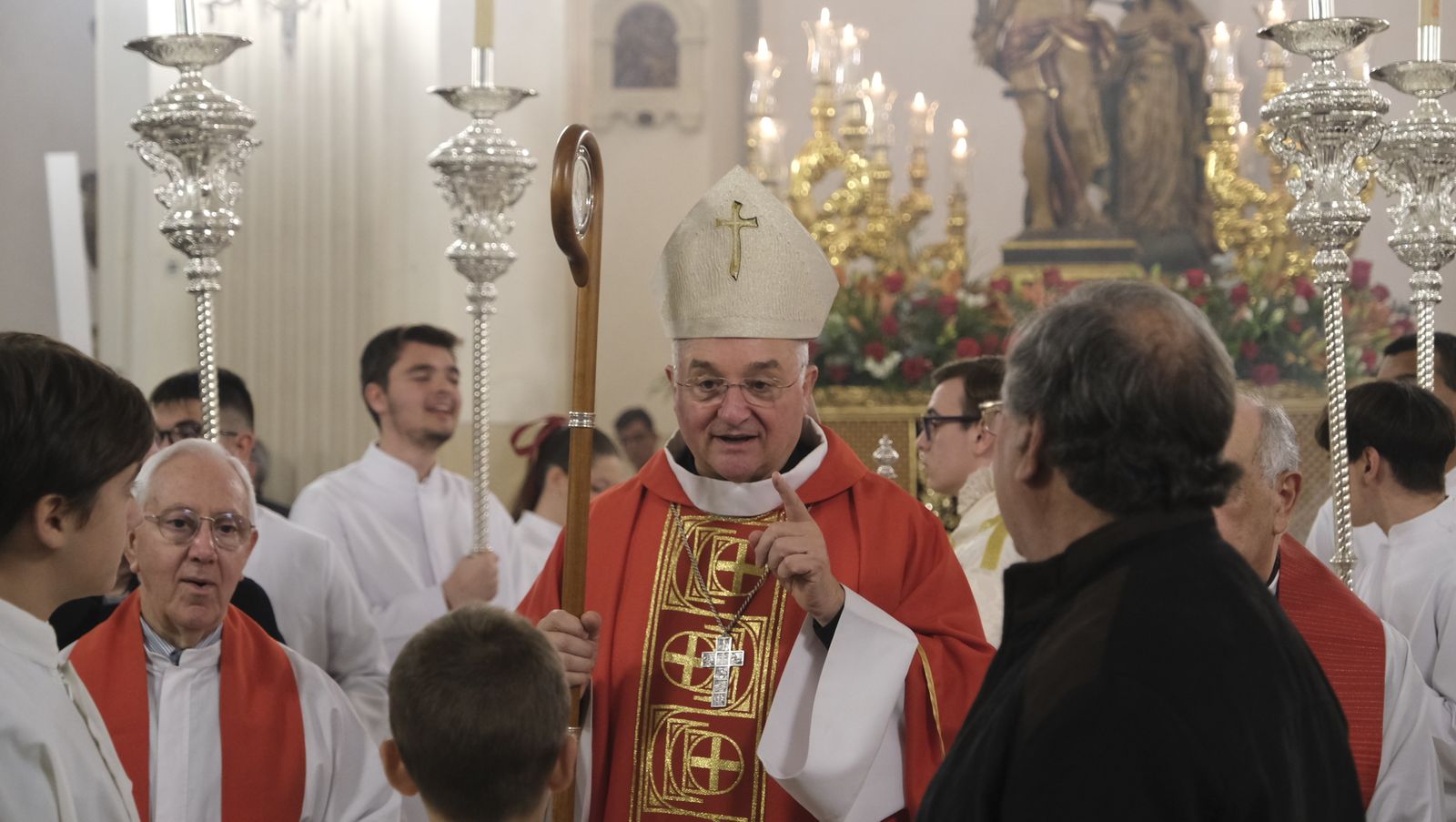 Imágenes de la misa y procesión de San Sebastián, en Almería