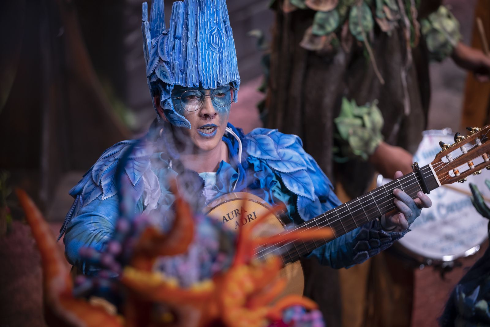 Imágenes de la actuación de la comparsa de Huelva "La vieja verde" en el Carnaval Colombino