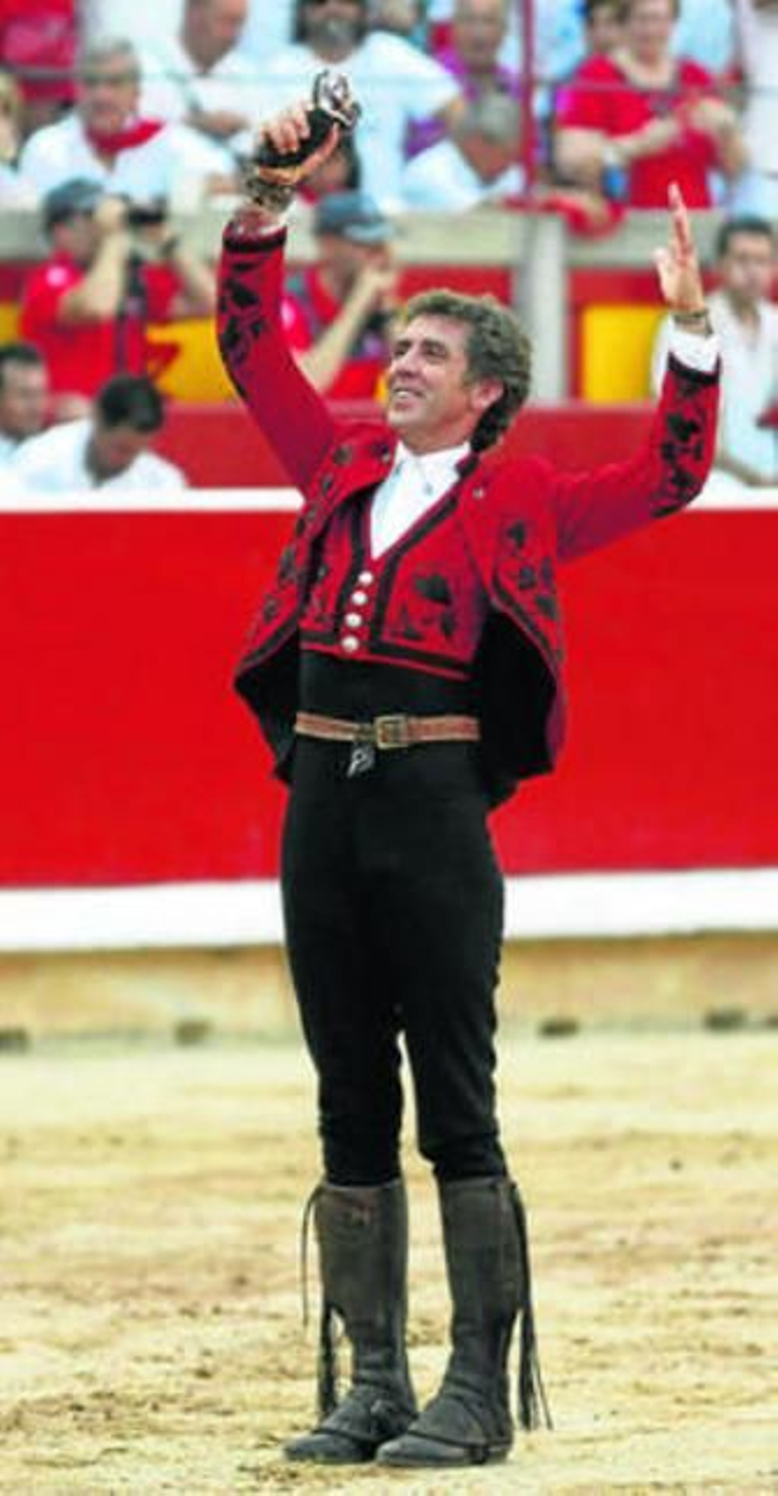 Hermoso de Mendoza, tras cortar una oreja al cuarto toro.