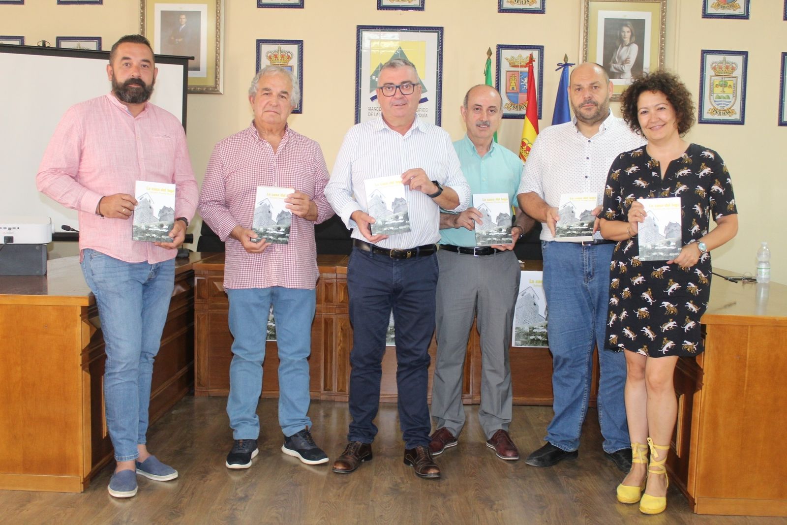 Salvador Pendón presentando su nuevo libro, 'La casa del Lugá'