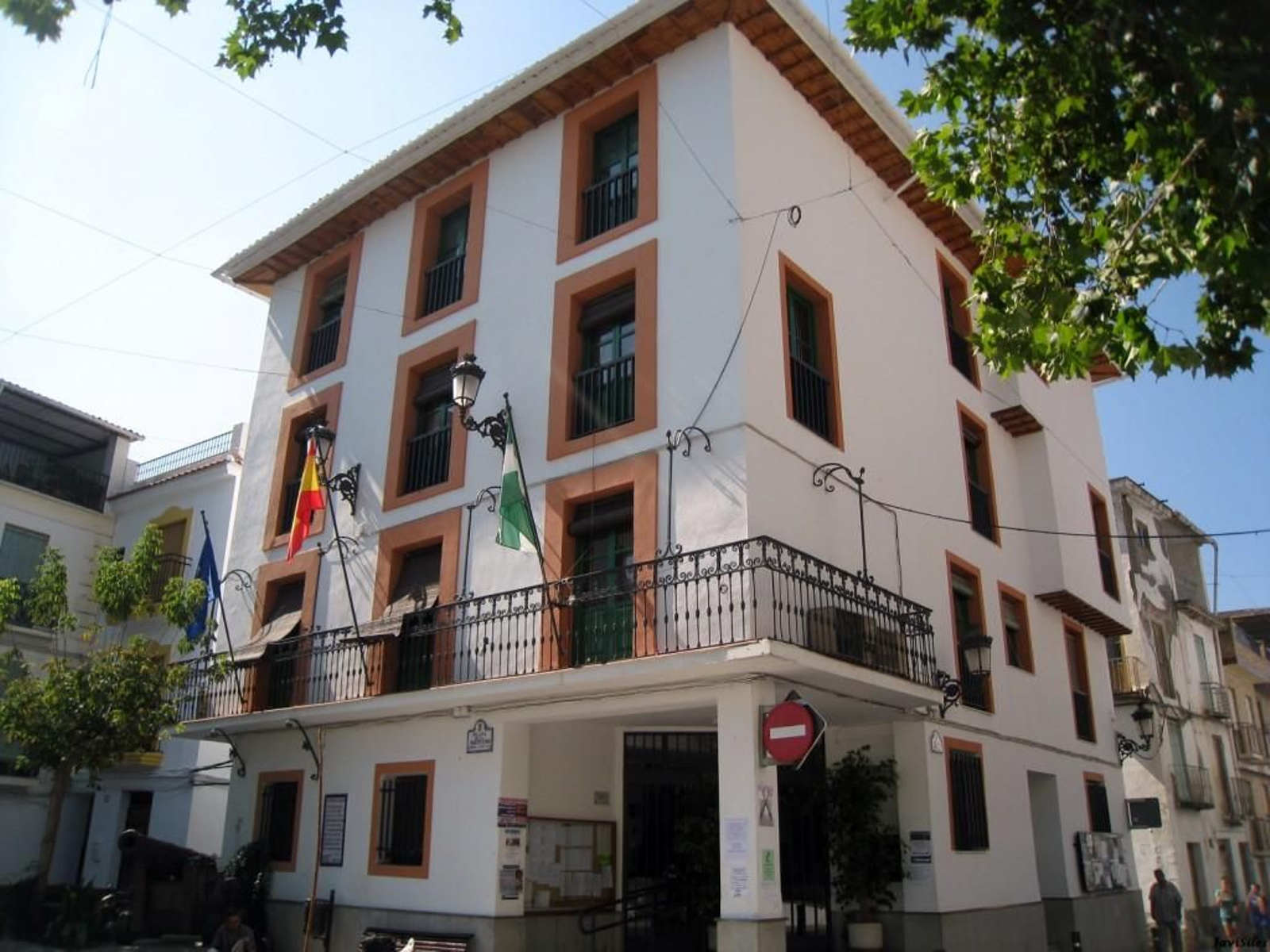 Ayuntamiento de Lanjarón Ayuntamiento de Lanjarón