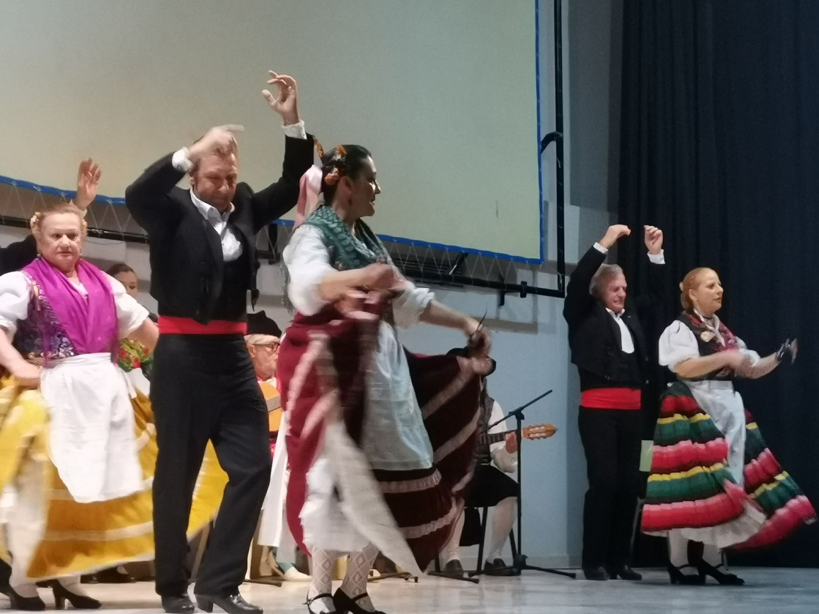 Fandanguillos, soleares y parrales animan a los reos de ‘El Acebuche’