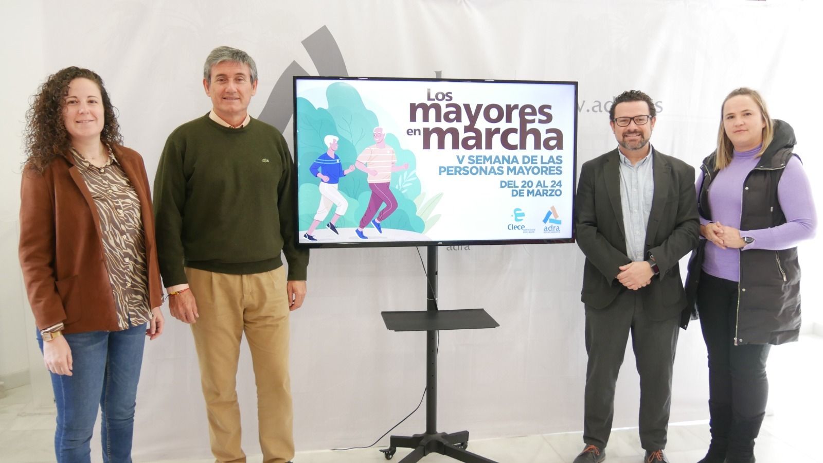 Manuel Cortés, alcalde de Adra, ha presentado junto a miembros de Clece y dos de sus ediles.