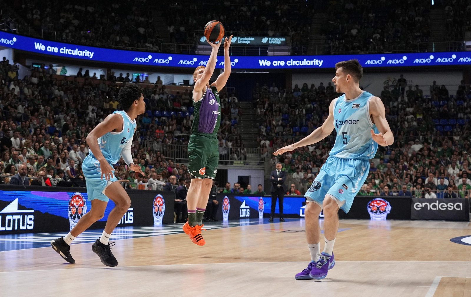 El Unicaja-Zunder Palencia, en fotos
