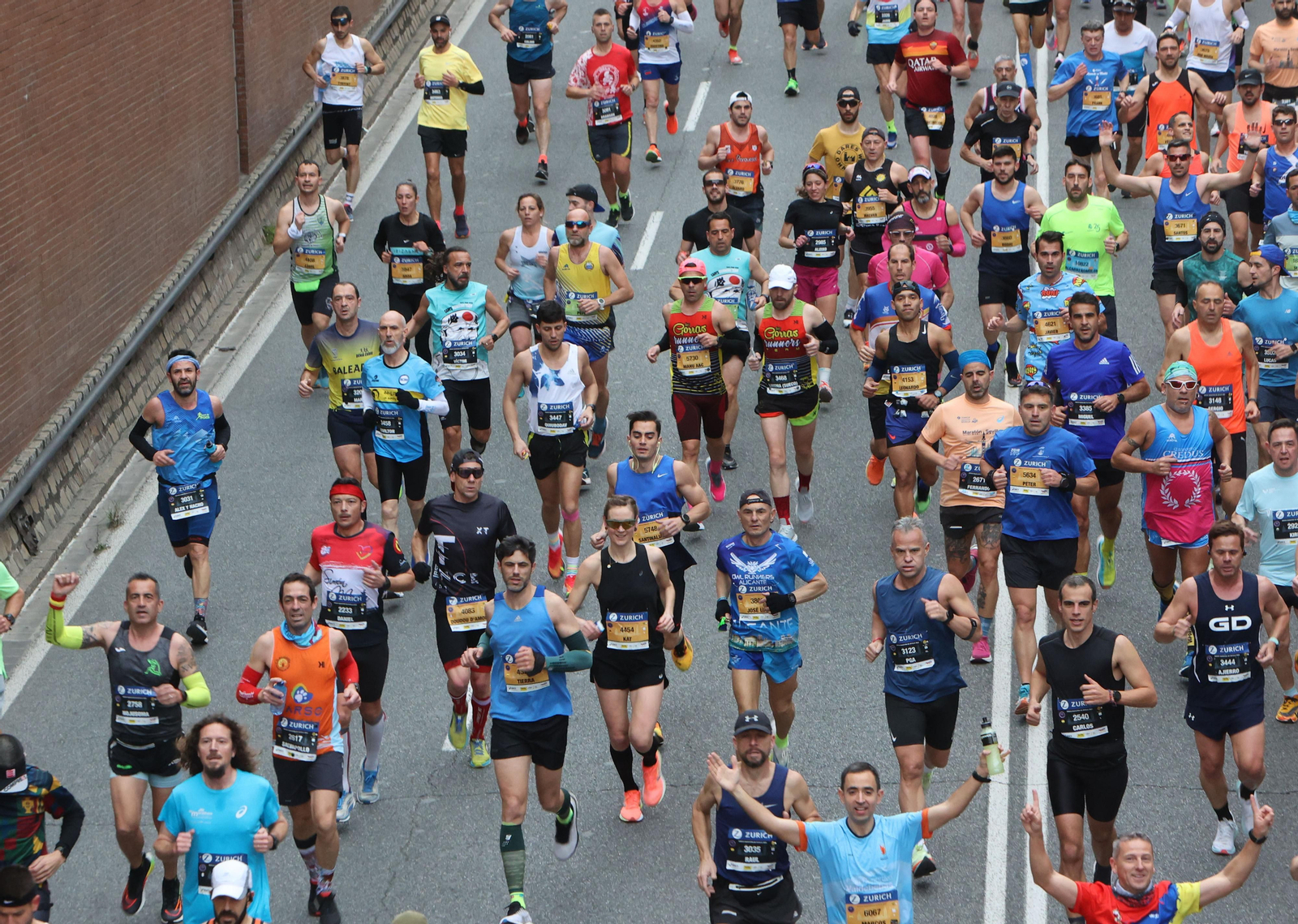Búscate en la maratón de Sevilla 01