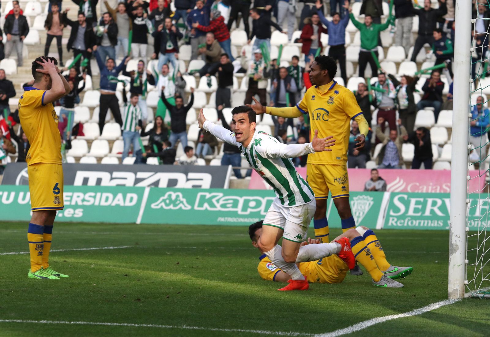 El Córdoba-Alcorcón, en imágenes