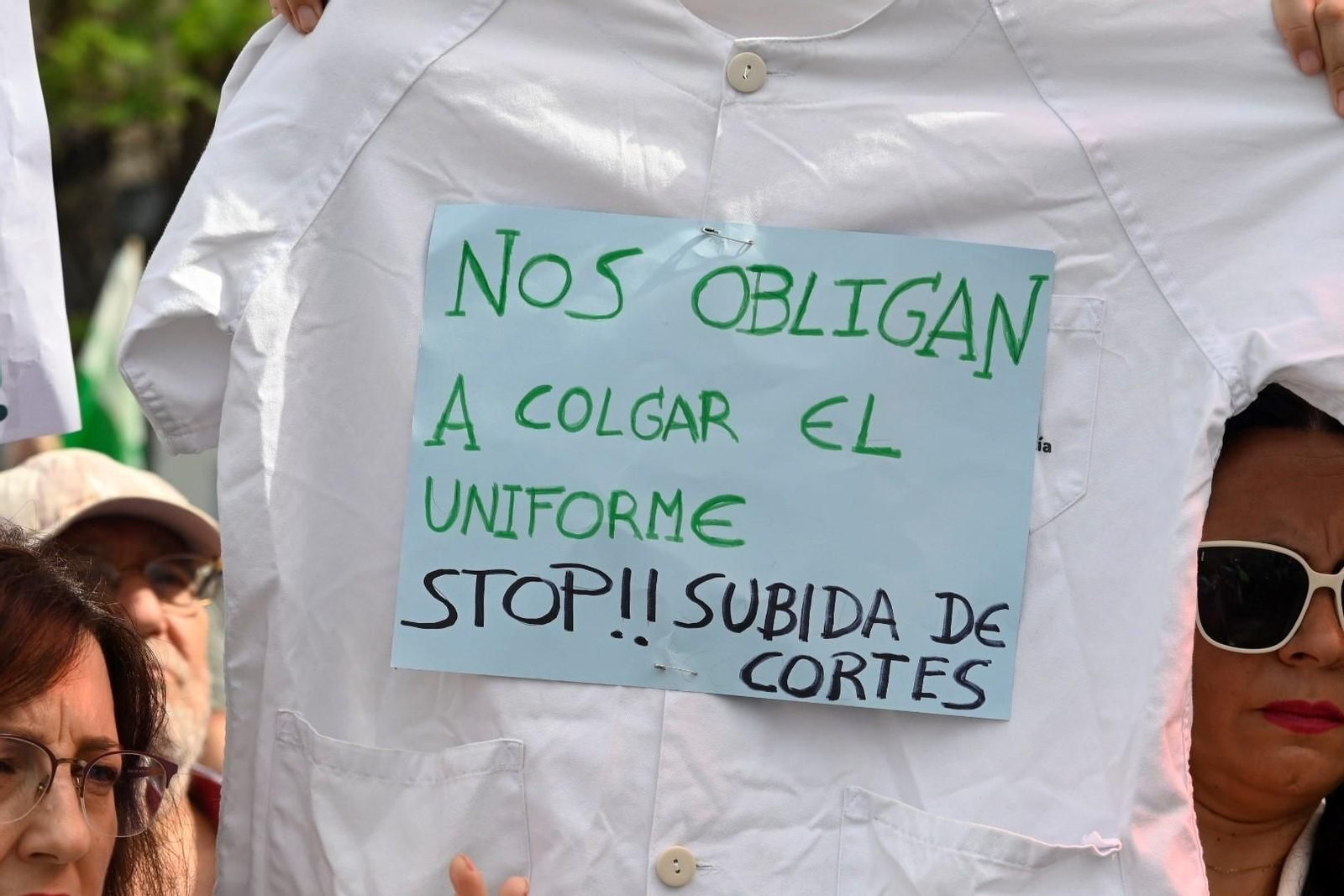 Las imágenes de la protesta de los sanitarios de Córdoba