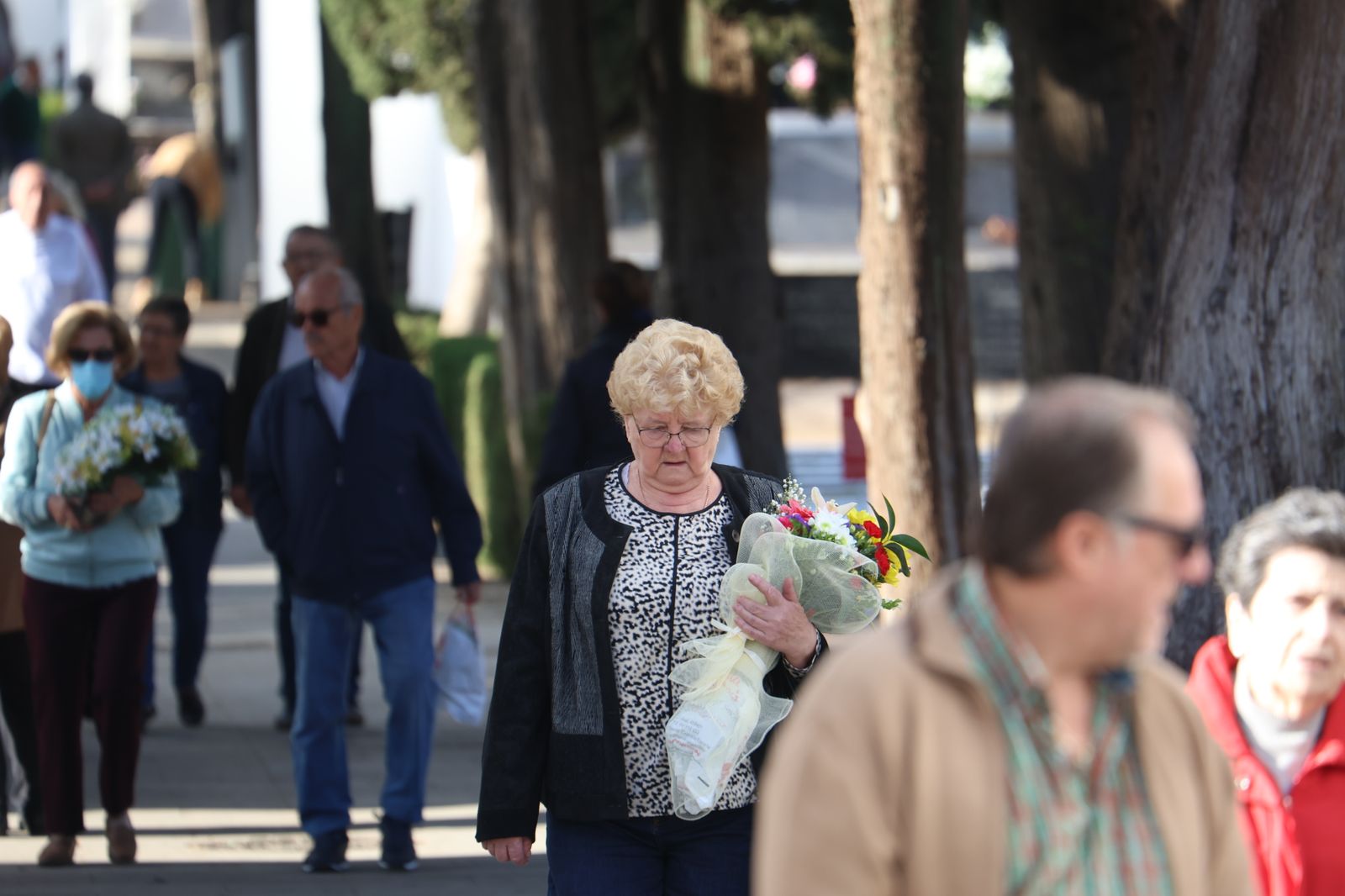 Las imágenes del día de Todos los Santos en el cementerio de San Rafael de Córdoba