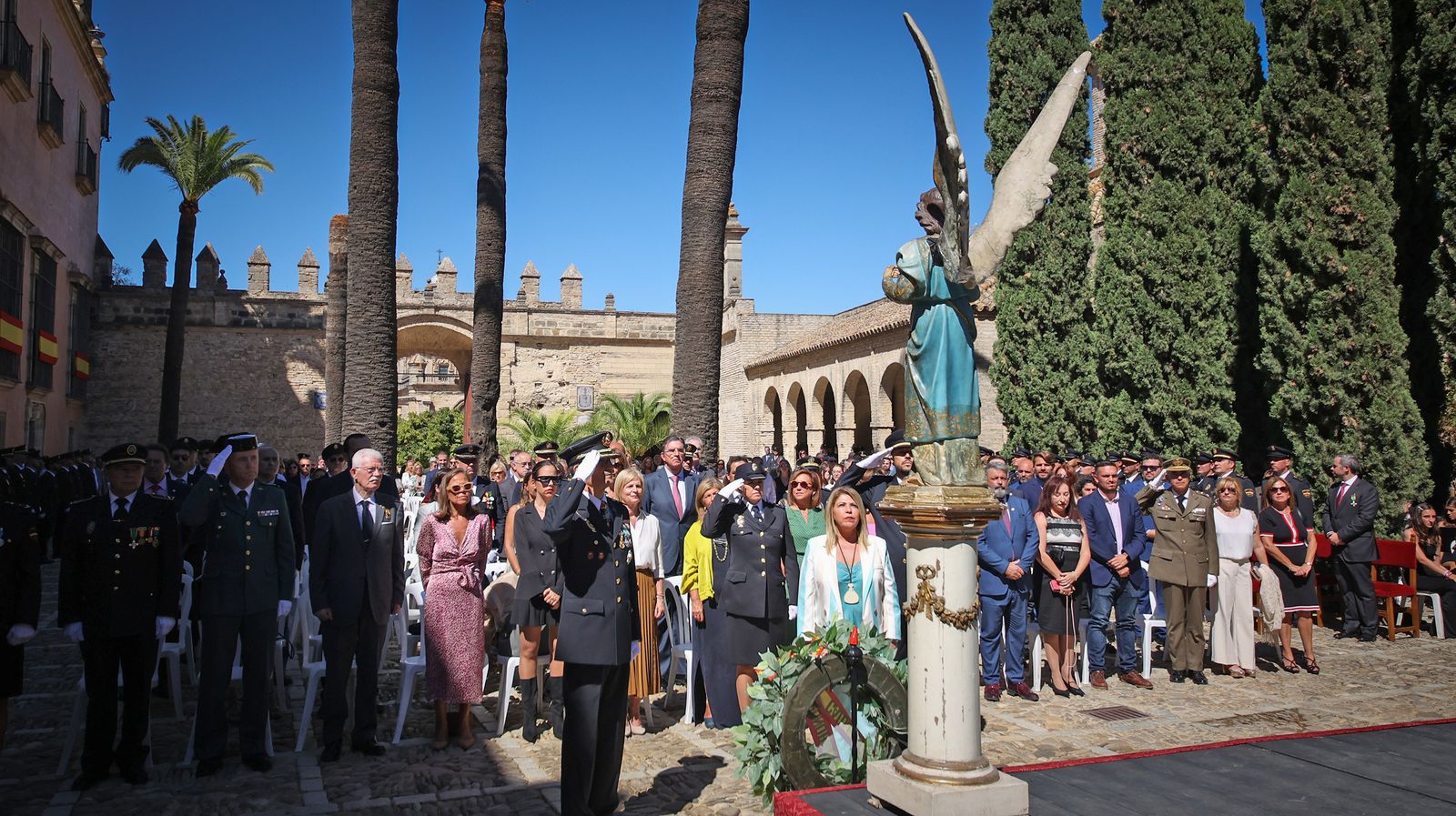 Emotivo acto por el Día de la Policía Nacional celebrado en Jerez