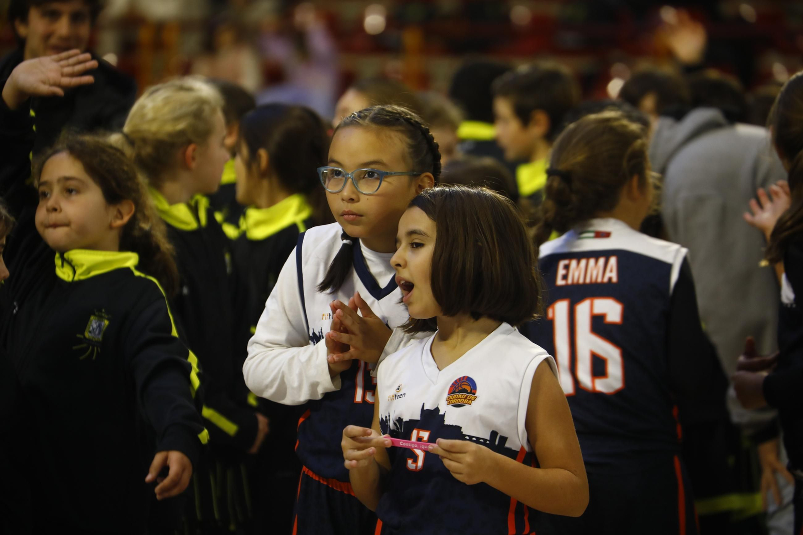 Las mejores fotos del ambiente en Vista Alegre para el Coto Córdoba - Zornotza