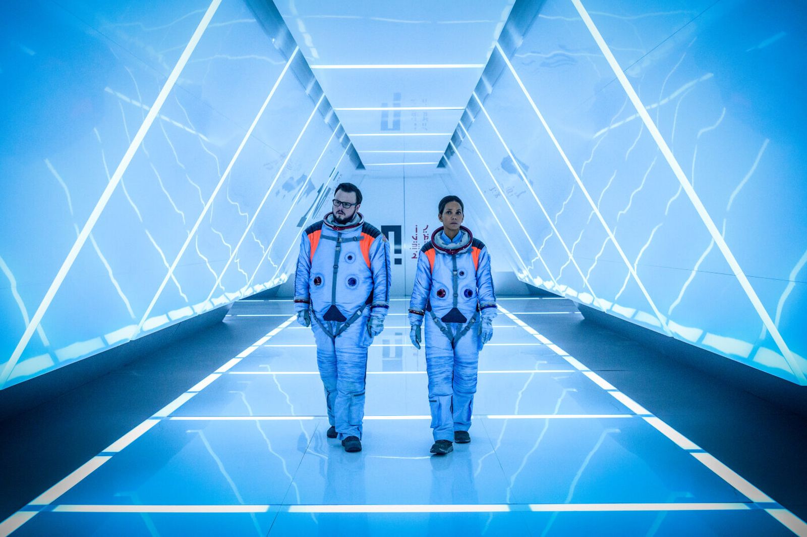 'Moonfall': Roland Emmerich y su amor por los desastres.