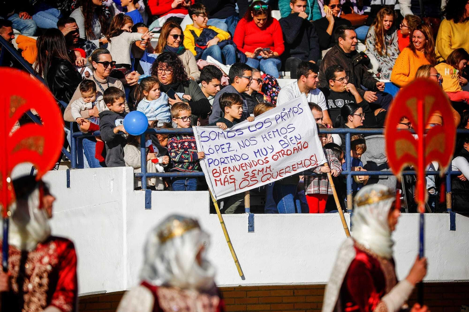 Las imágenes de la llegada de los Reyes Magos a San Fernando en helicóptero