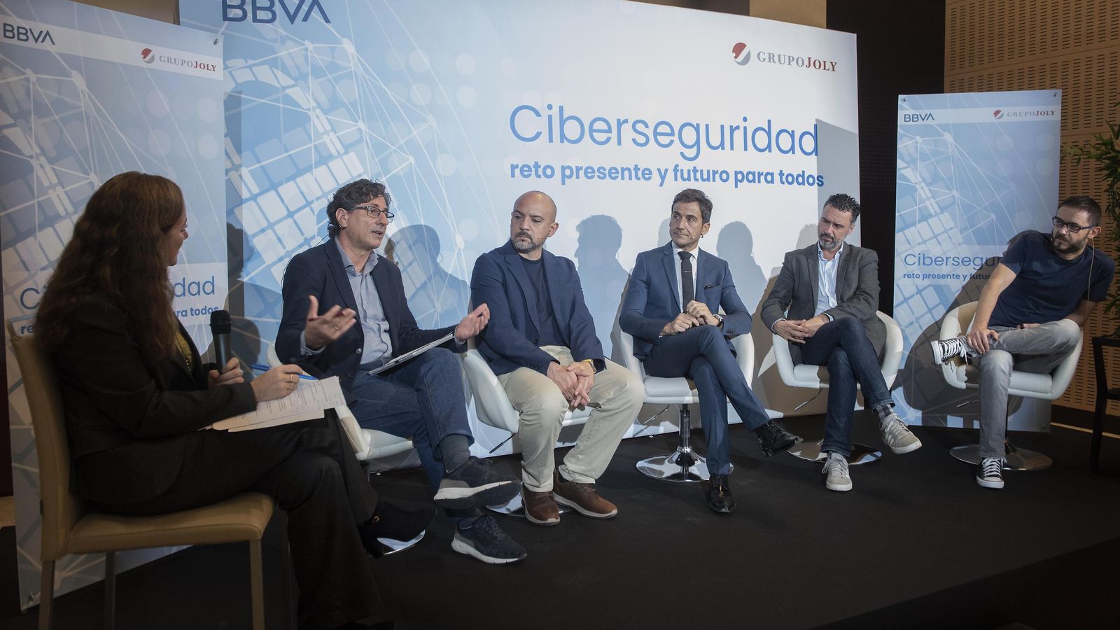 Un momento del debate en el hotel NH Collection de Sevilla