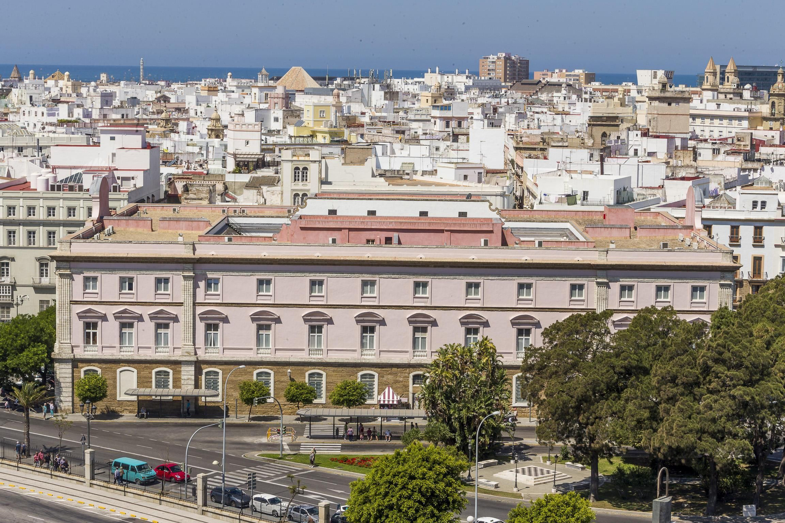 El traslado de la Casa de Contratación a Cádiz y su impacto en América