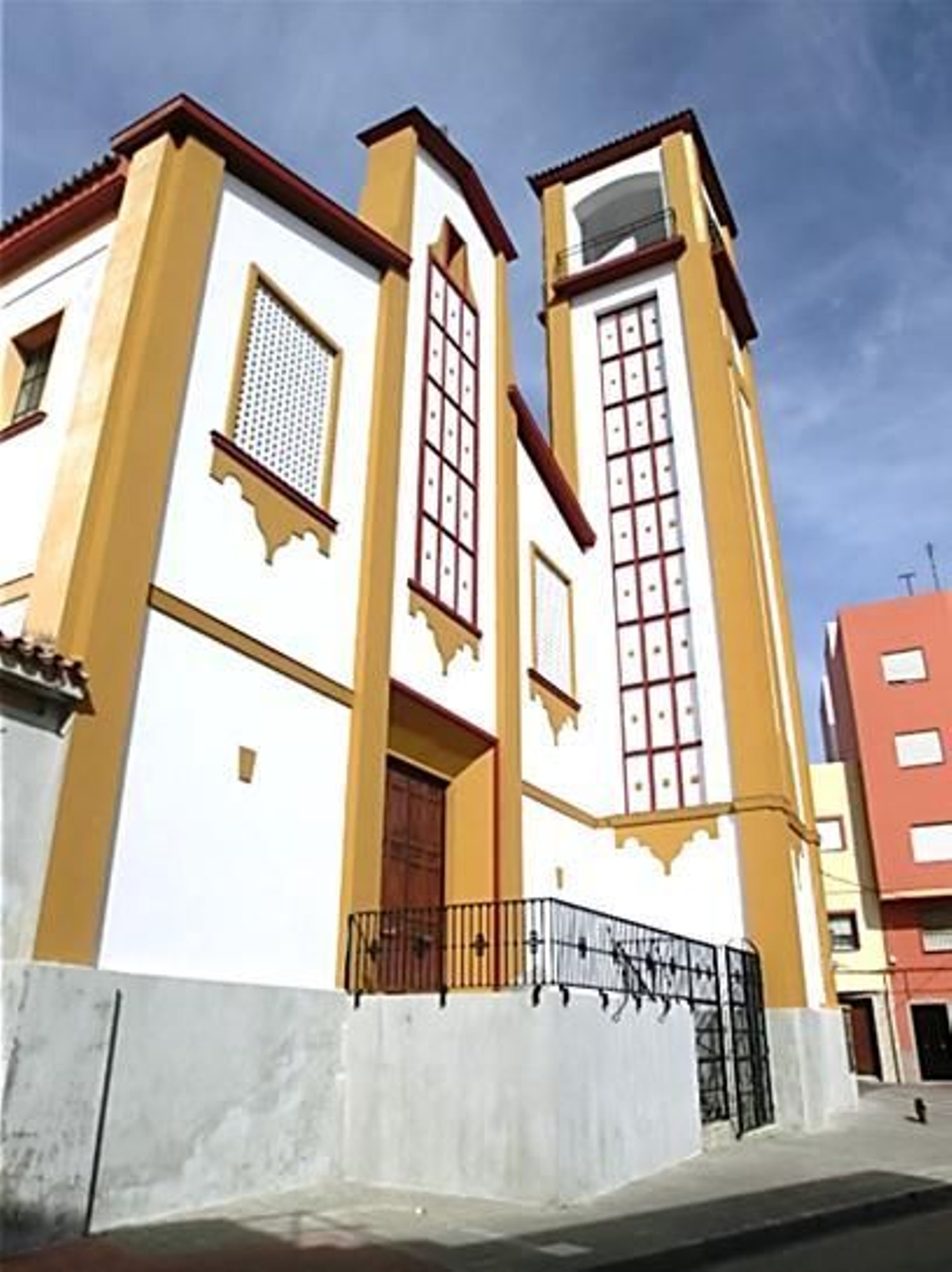 Parroquia de Sta. María Micaela, en la Bajadilla
