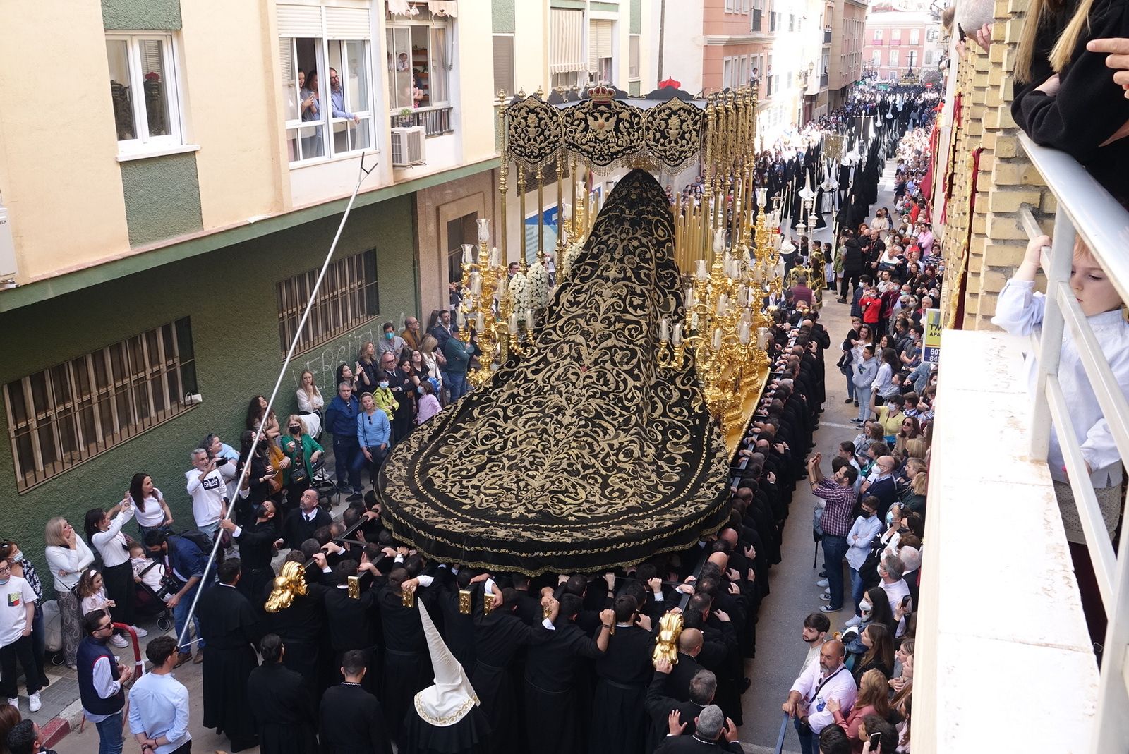 Las fotos de la cofradía del Amor, en el Viernes Santo de Málaga