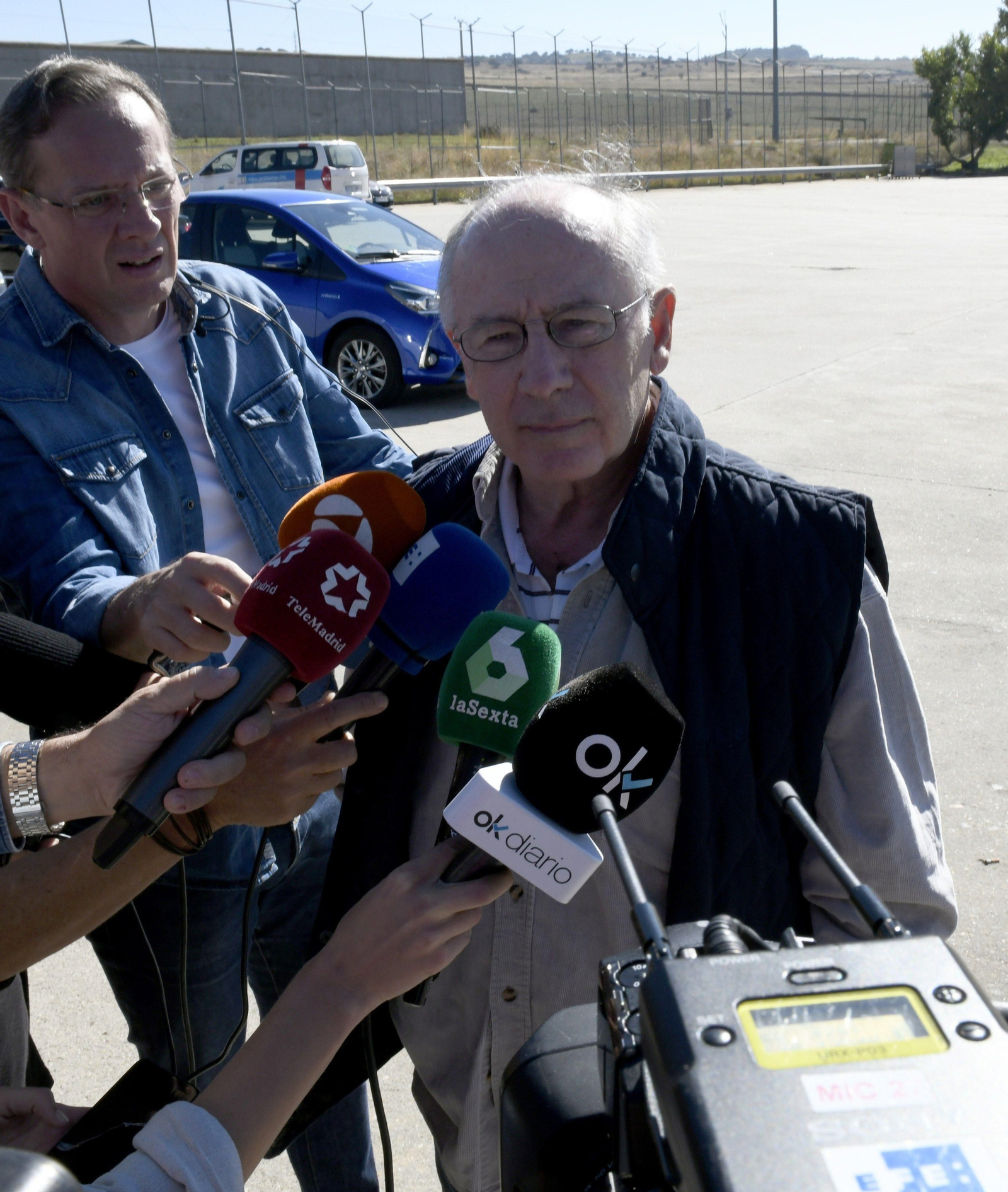 Las imágenes de la entrada de Rodrigo Rato en la cárcel