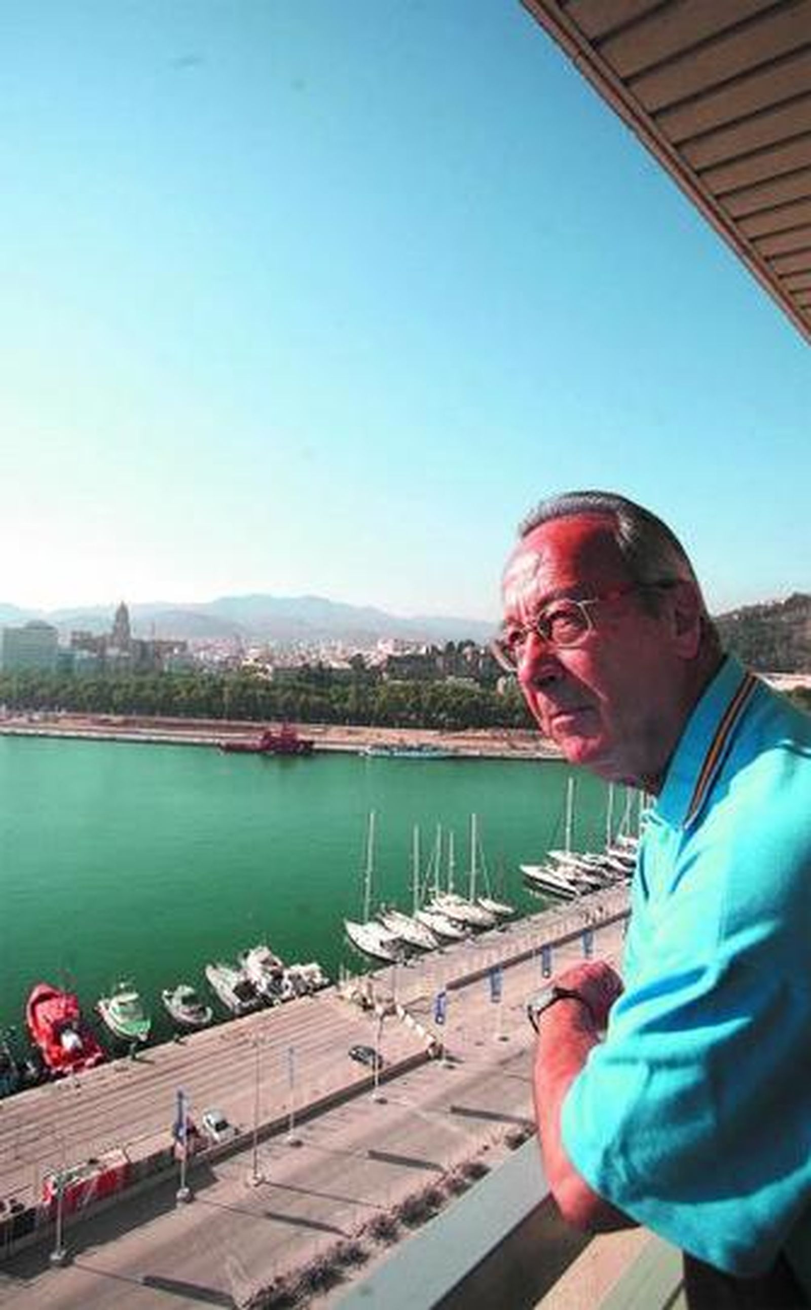 Mariano Faz, ayer, en su vivienda junto al Puerto de Málaga.