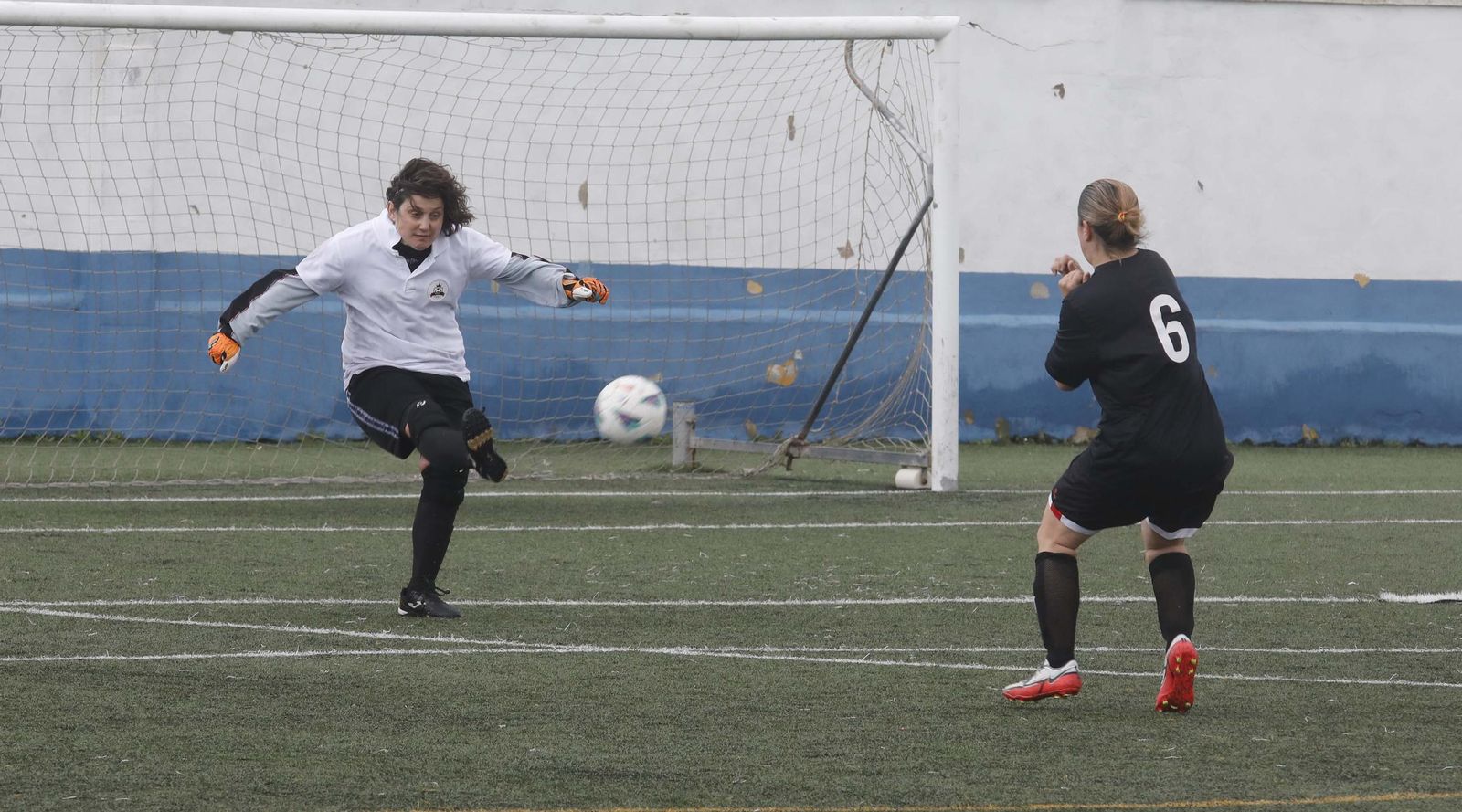 Las fotos de la segunda jornada de la Liga Nacional de fútbol para veteranas, en La Línea