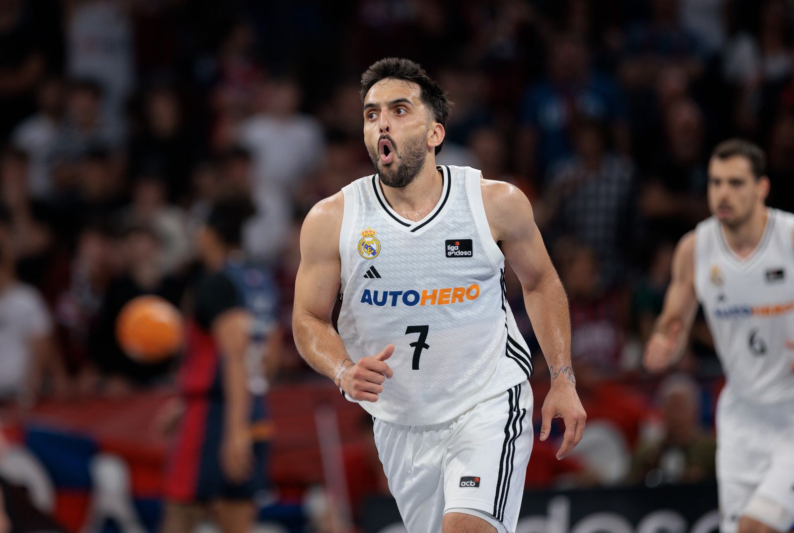 El Madrid tumba al Baskonia y espera a Unicaja o Barcelona en semifinales