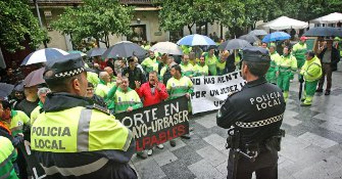 Los servicios mínimos en la huelga de basura se quedan en sólo un 10%