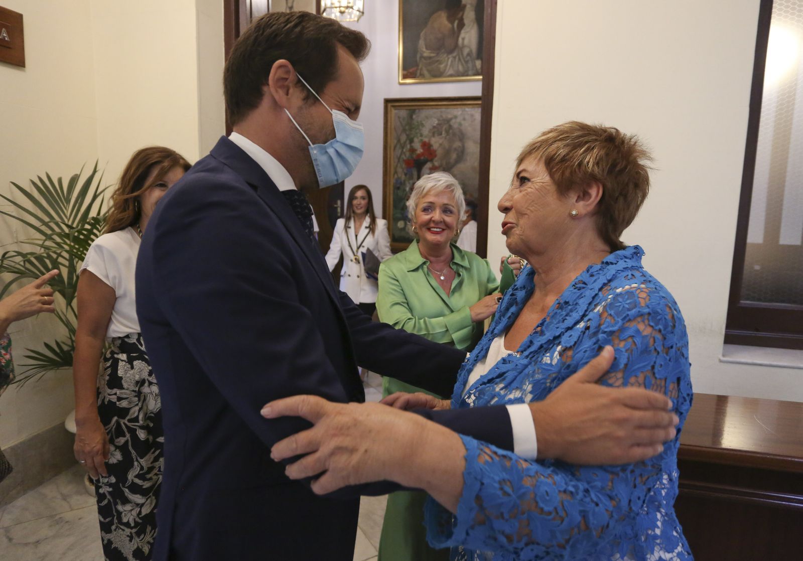 Homenaje a Celia Villalobos en el Ayuntamiento de Málaga (fotos)
