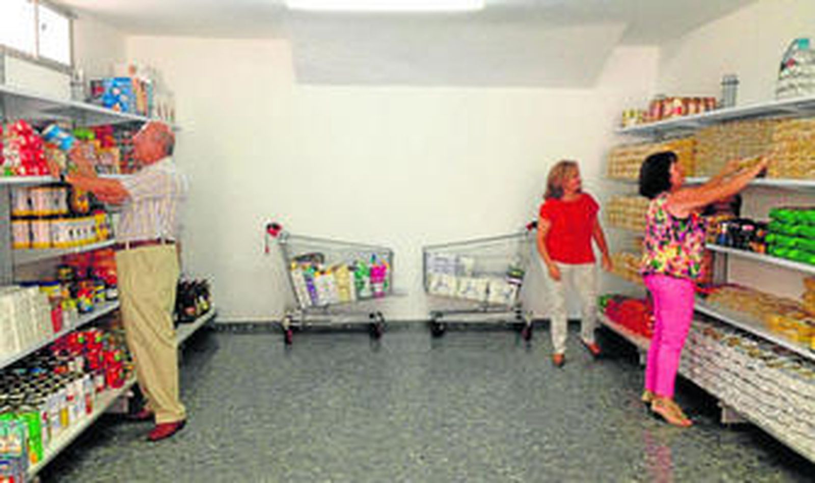 El interior del economato.