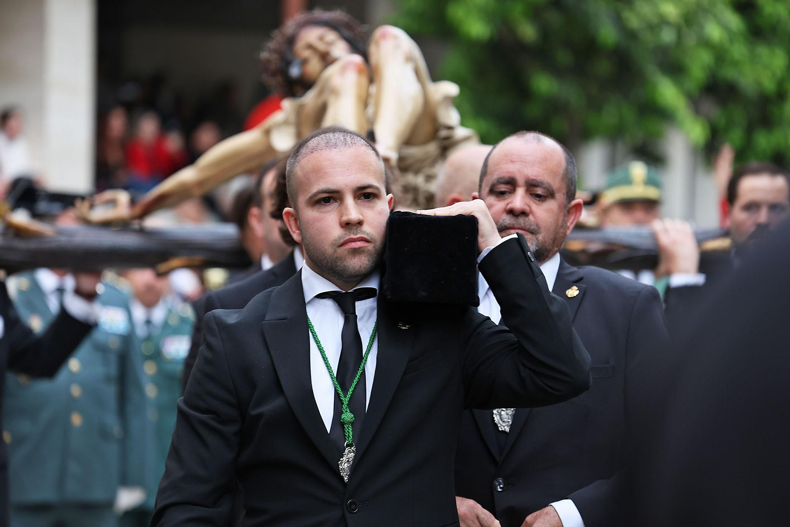 Las mejores imágenes del Sábado de Pasión en Huelva: La Legión con el Cristo de la Vera+Cruz