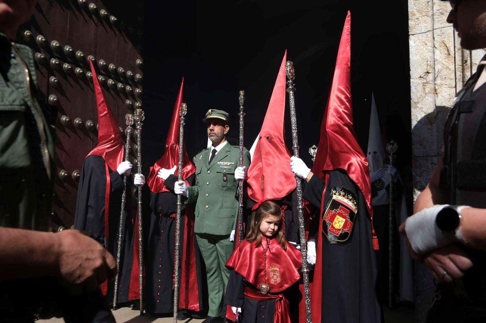 Jueves Santo en Córdoba: la procesión de la Caridad, en imágenes