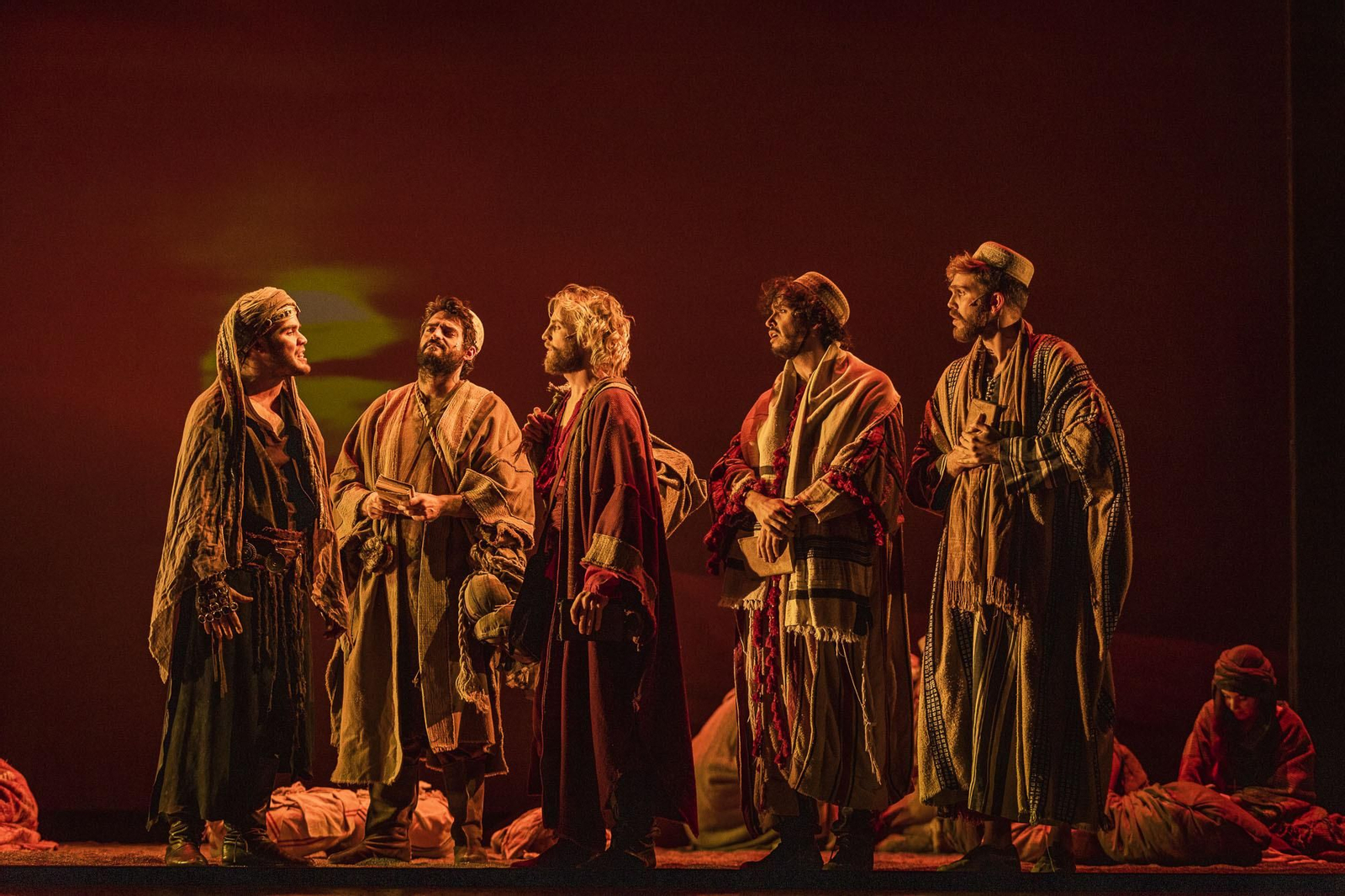 Una de las escenas de 'El médico. El musical', del 1 al 11 de septiembre en el Cervantes.