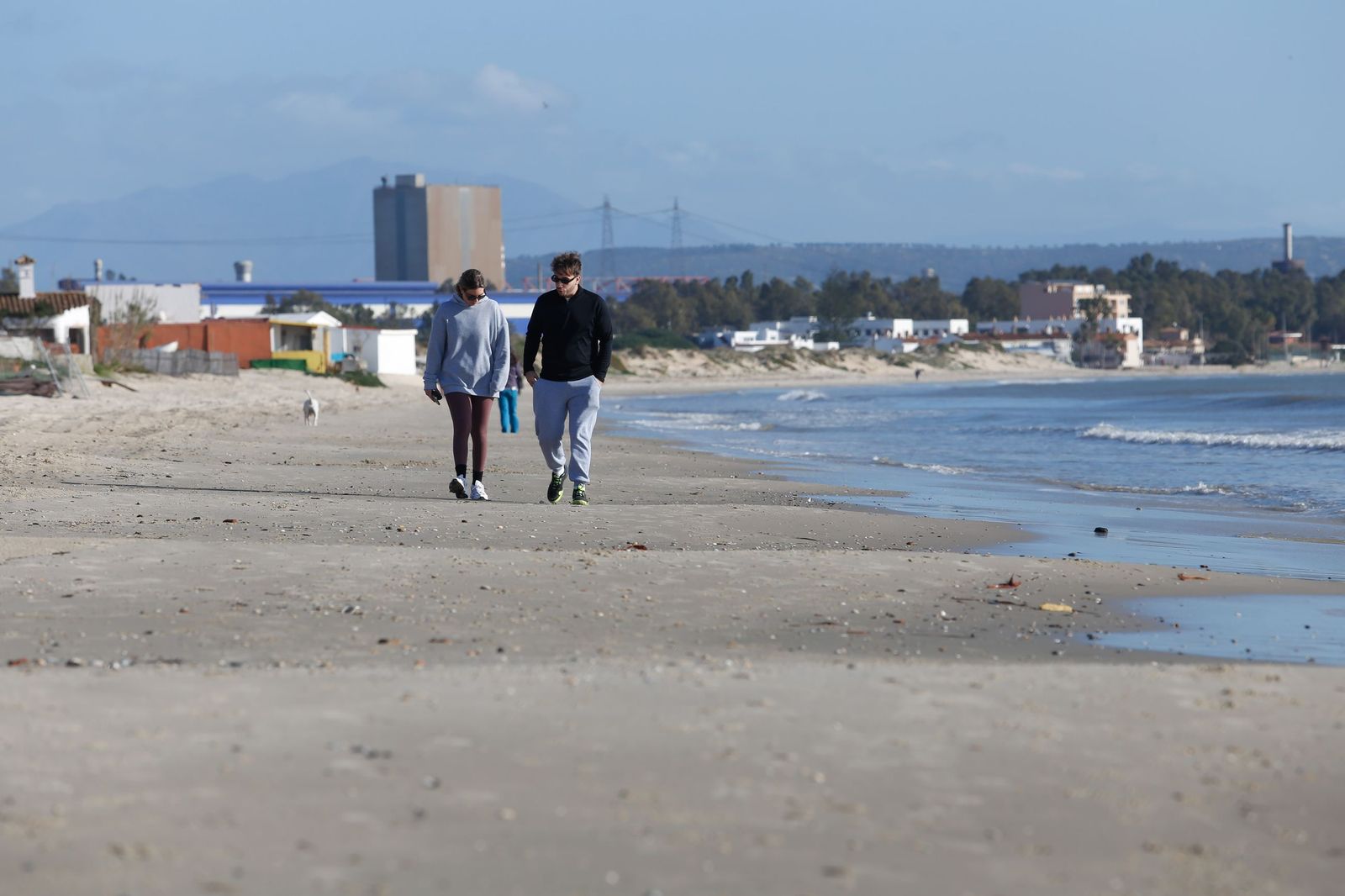 Las fotografías de los daños de las últimas borrascas en las playas de Getares y El Rinconcillo, en Algeciras