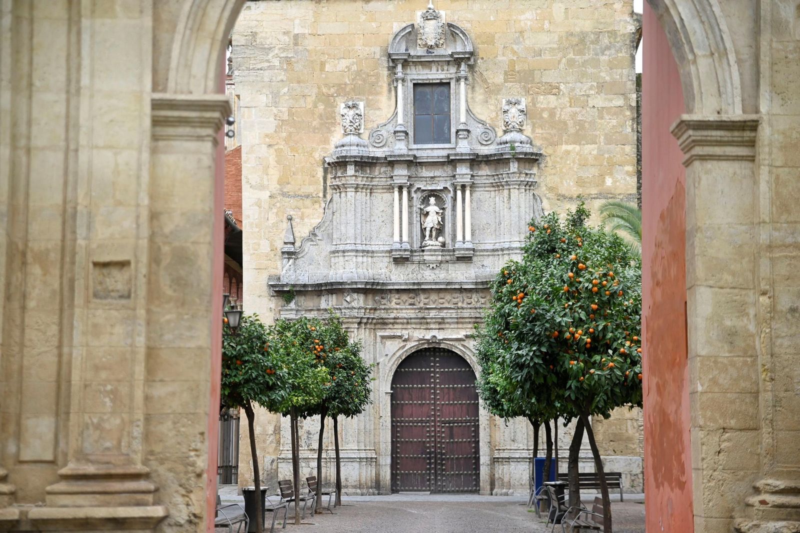 Un paseo en fotografías por la inconfundible iglesia de San Francisco de Córdoba