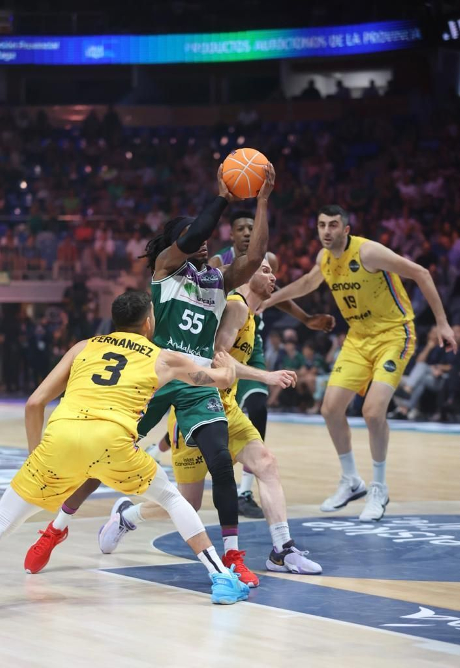 El Unicaja - Lenovo Tenerife, en fotos
