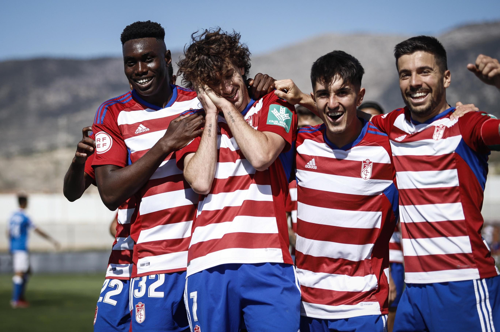 Celebración del gol de Carlos Pérez.