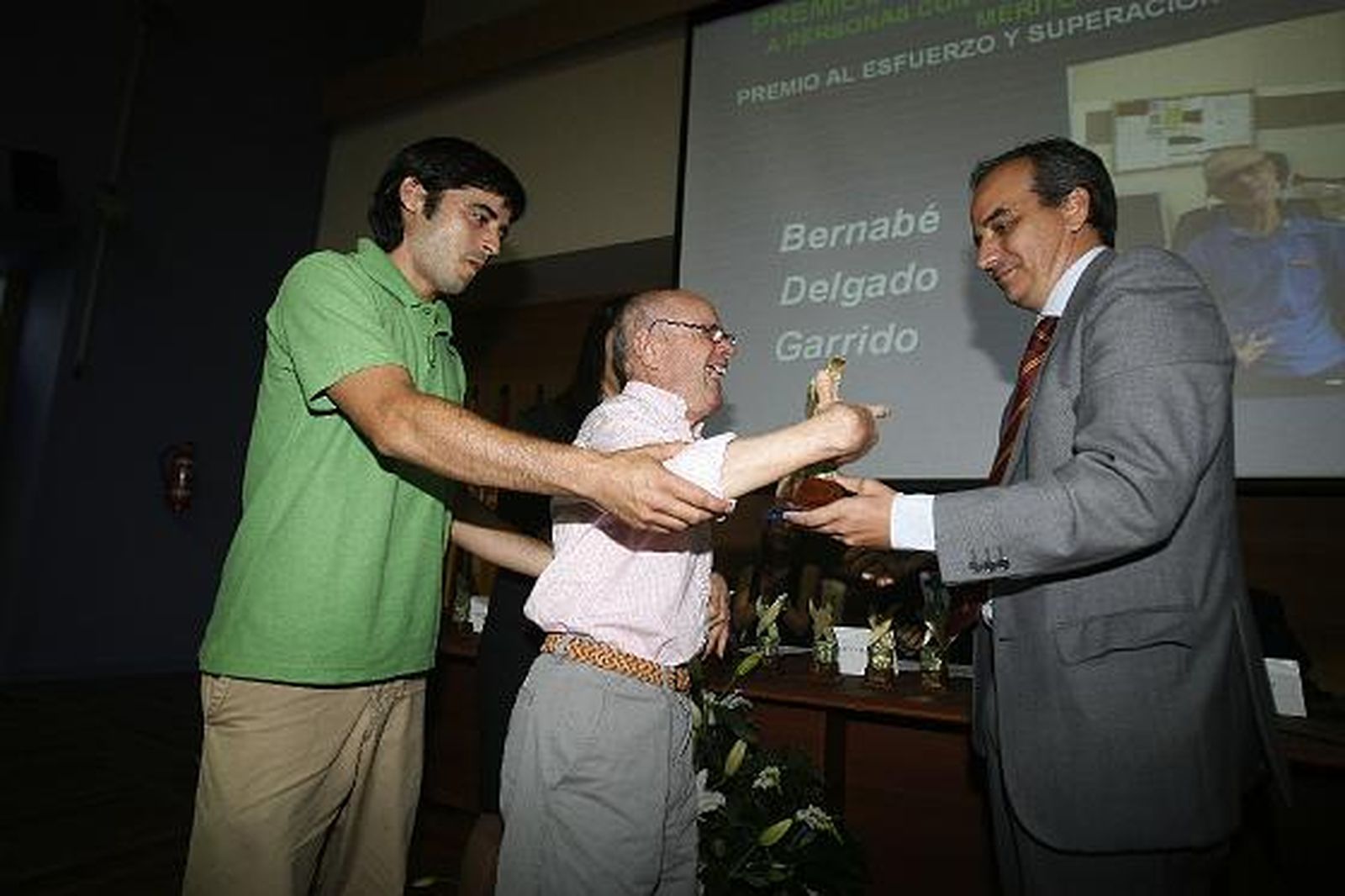 Aspace y Upace reconocen el espíritu de sacrificio y el esfuerzo de quienes ayudan a los afectados por parálisis cerebral

Foto: Pascual
